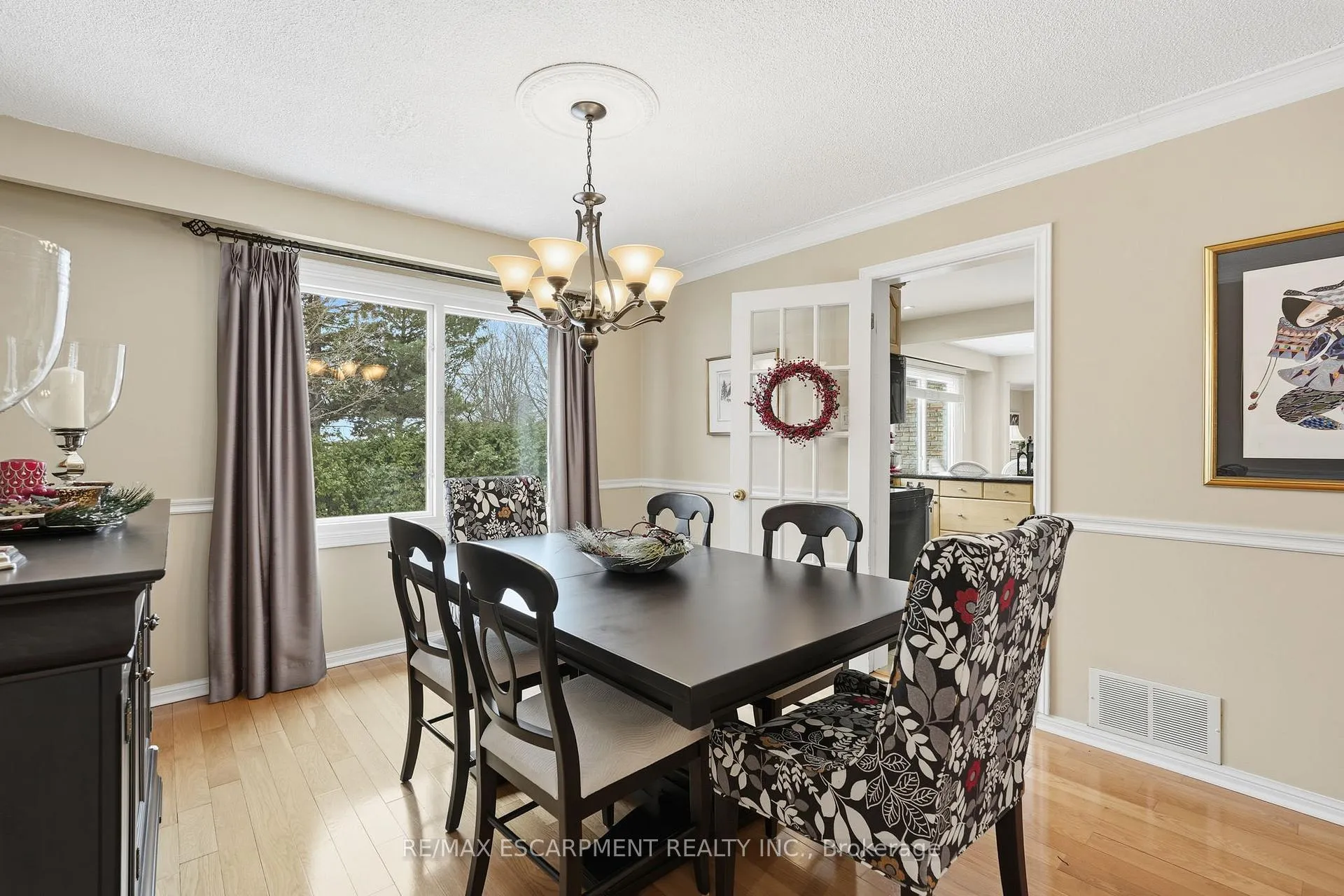 Photo 8 of 92 Briarwood Road, Markham, Unionville — HOMEH