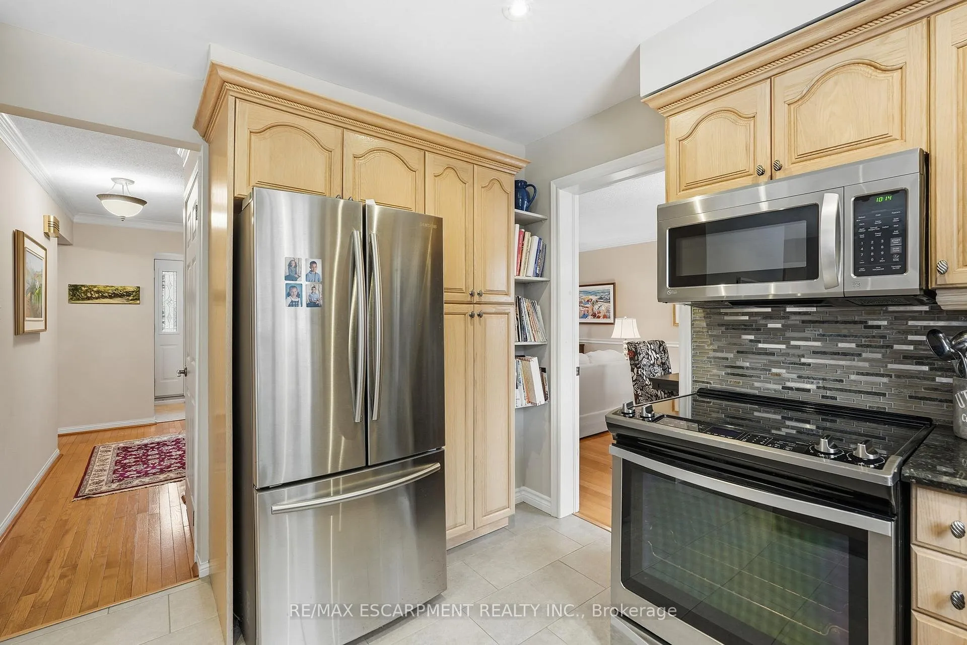 Photo 10 of 92 Briarwood Road, Markham, Unionville — HOMEH