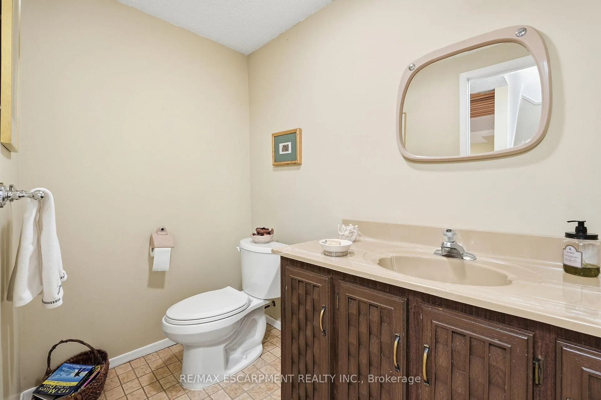 Photo 43 of 92 Briarwood Road, Markham, Unionville — HOMEH