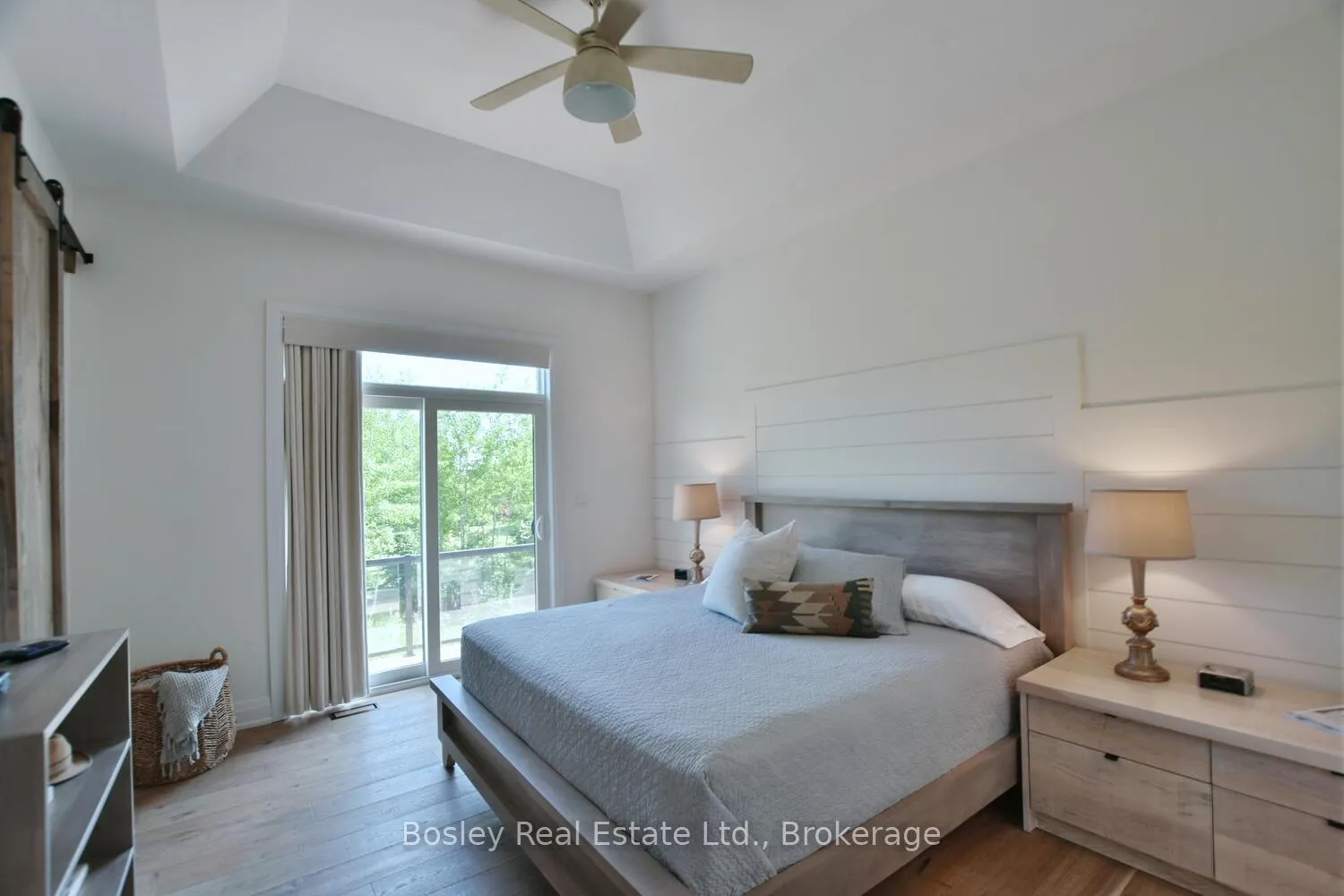 Photo 15 of 148 Timber Lane, Vaughan, East Woodbridge — HOMEH