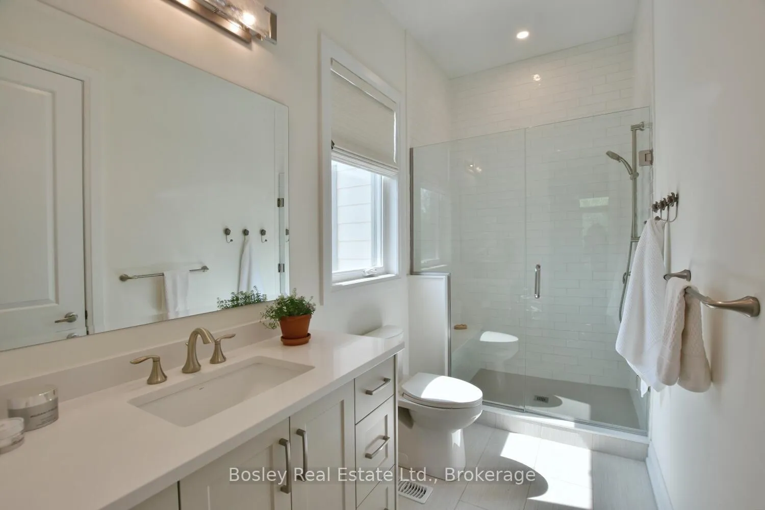 Photo 17 of 148 Timber Lane, Vaughan, East Woodbridge — HOMEH