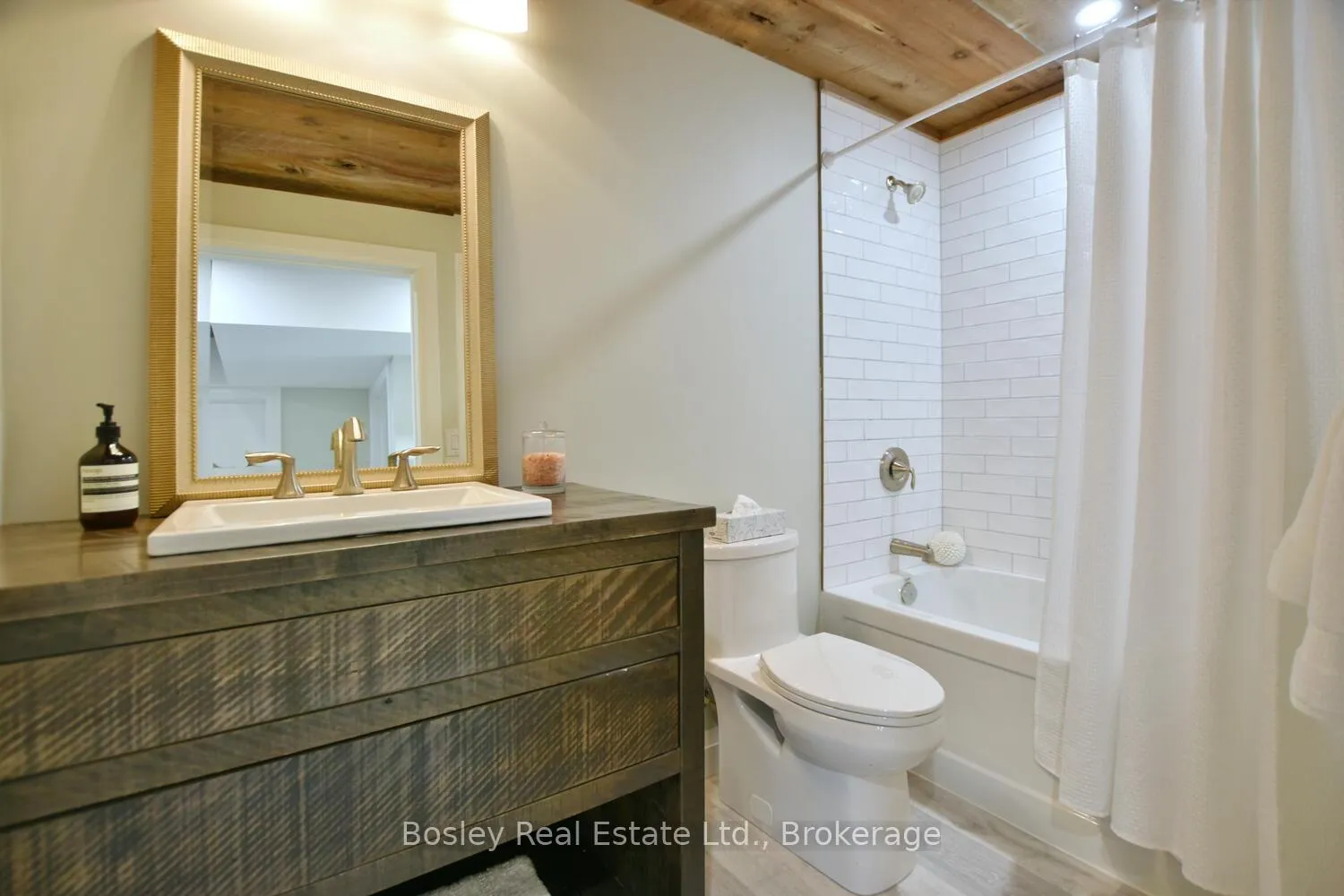 Photo 34 of 148 Timber Lane, Vaughan, East Woodbridge — HOMEH