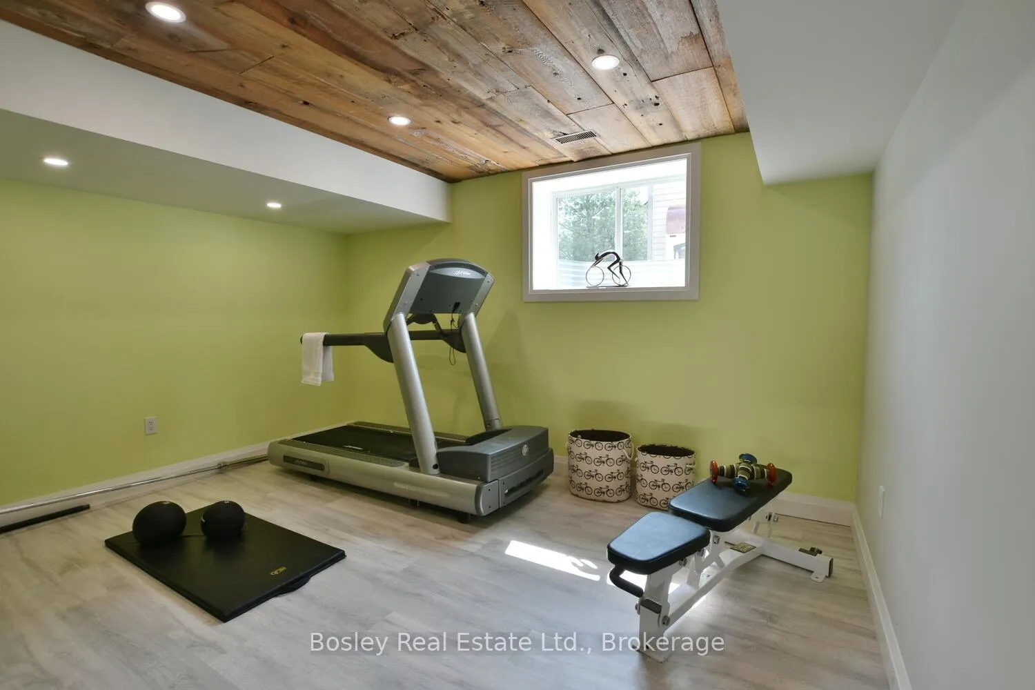 Photo 35 of 148 Timber Lane, Vaughan, East Woodbridge — HOMEH