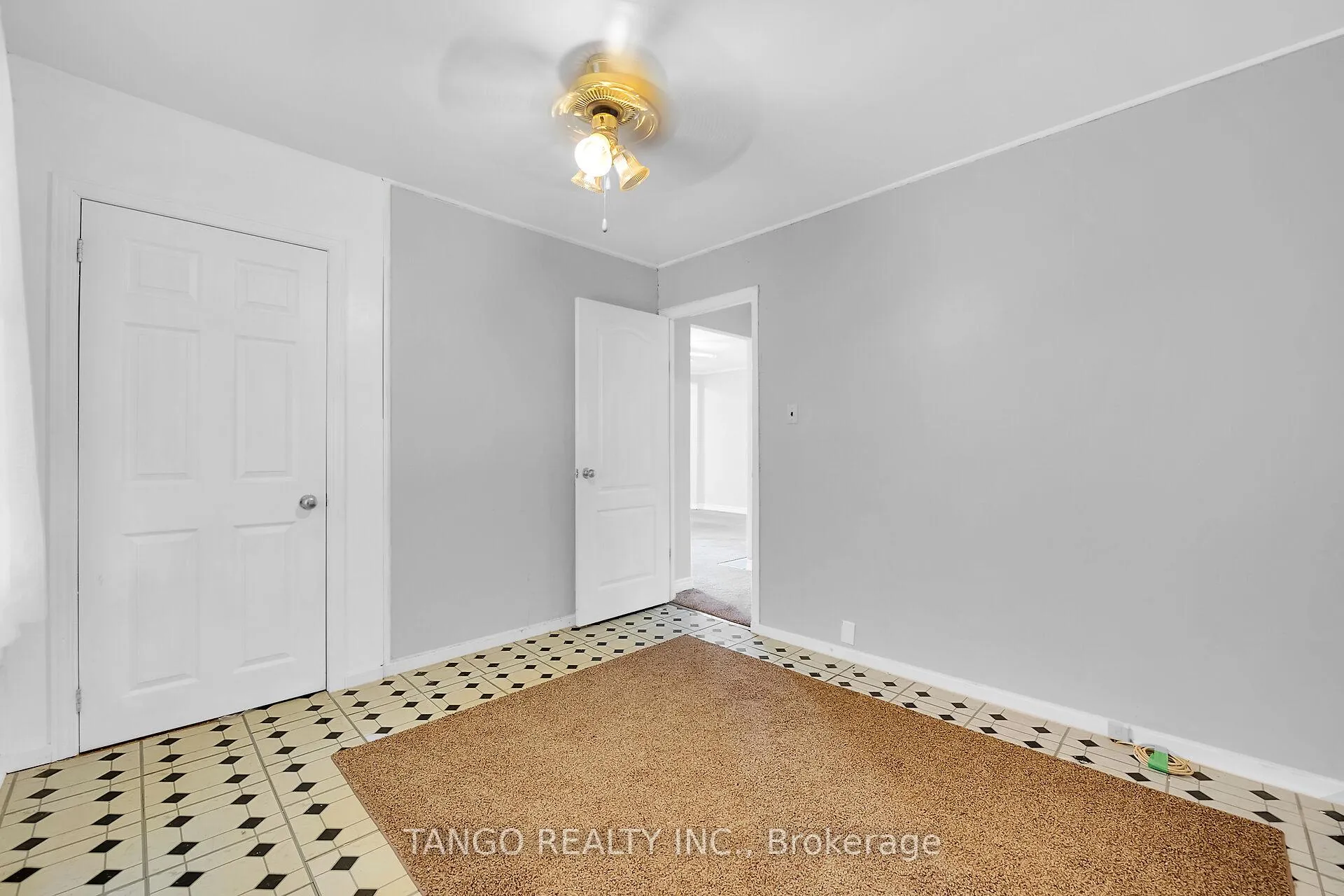 Photo 9 of 2 Ingram Place, St. Catharines, Oakdale — HOMEH