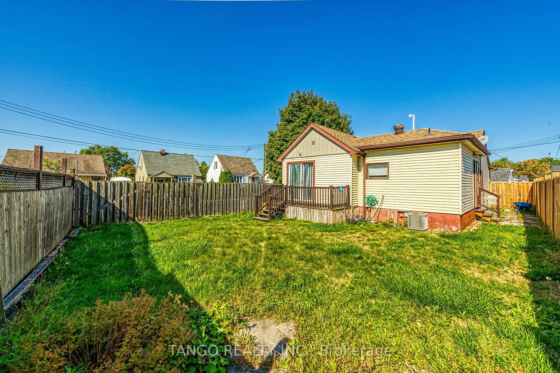 Photo 21 of 2 Ingram Place, St. Catharines, Oakdale — HOMEH