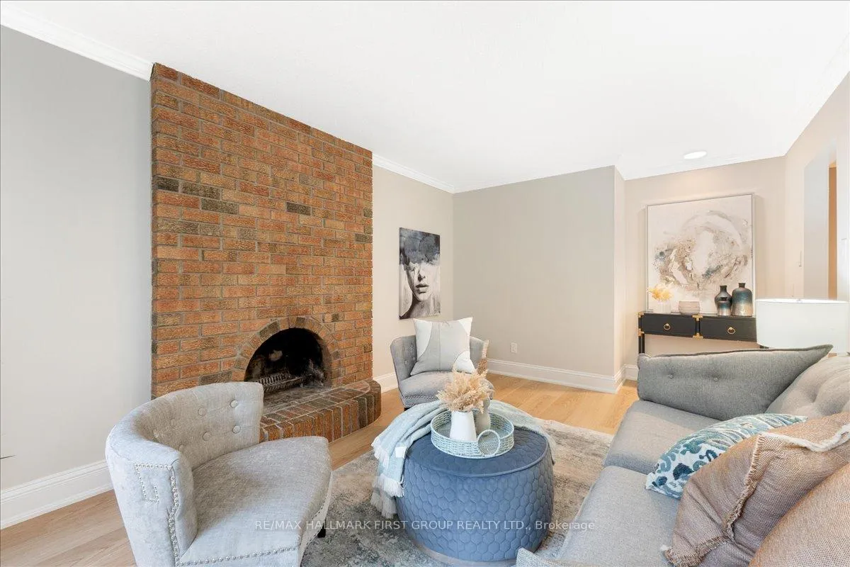 Photo 18 of 1239 Fieldstone Circle, Pickering, Liverpool — HOMEH