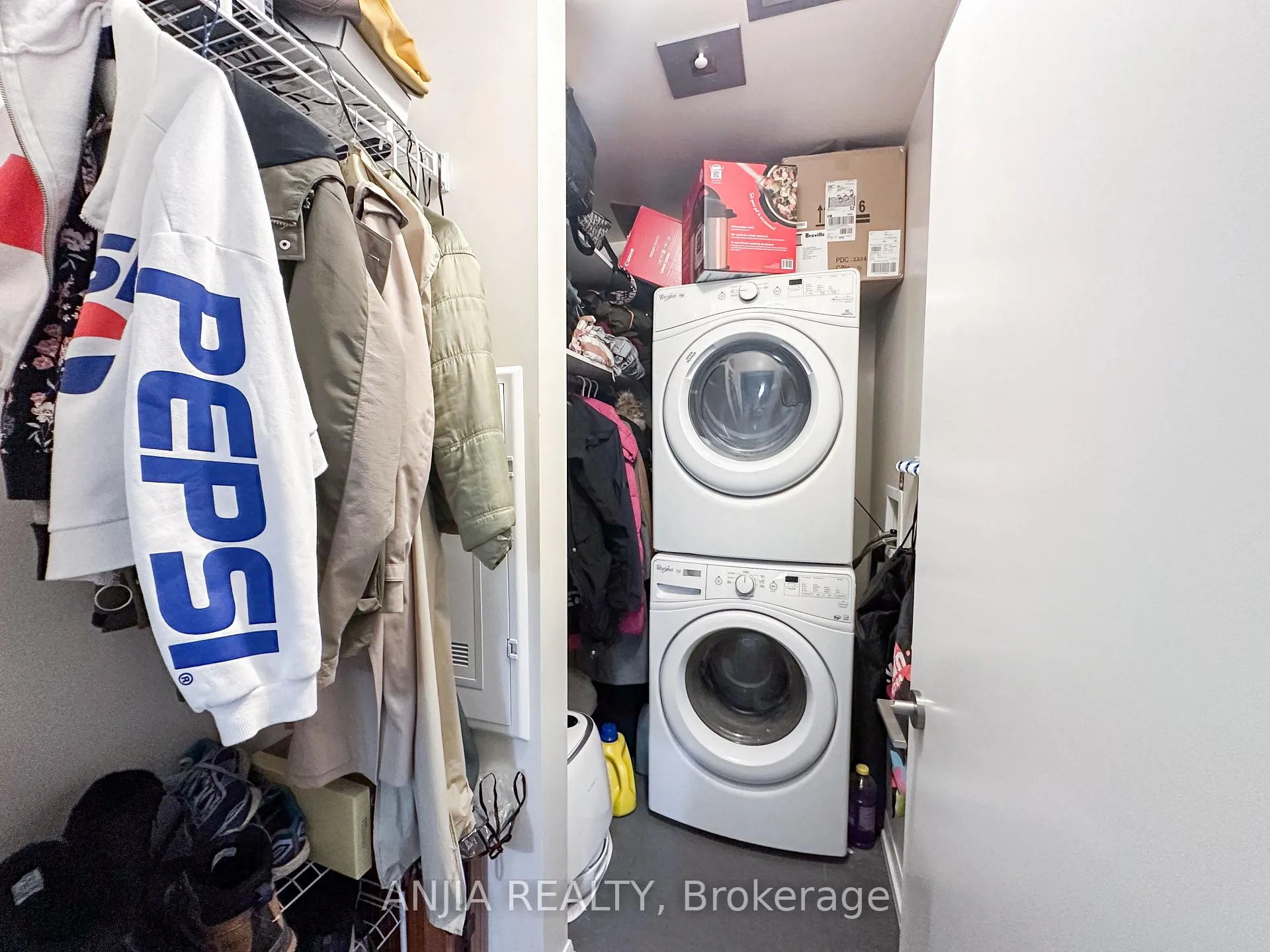 Photo 19 of Unit 332, 540 Bur Oak Avenue, Markham, Berczy — HOMEH