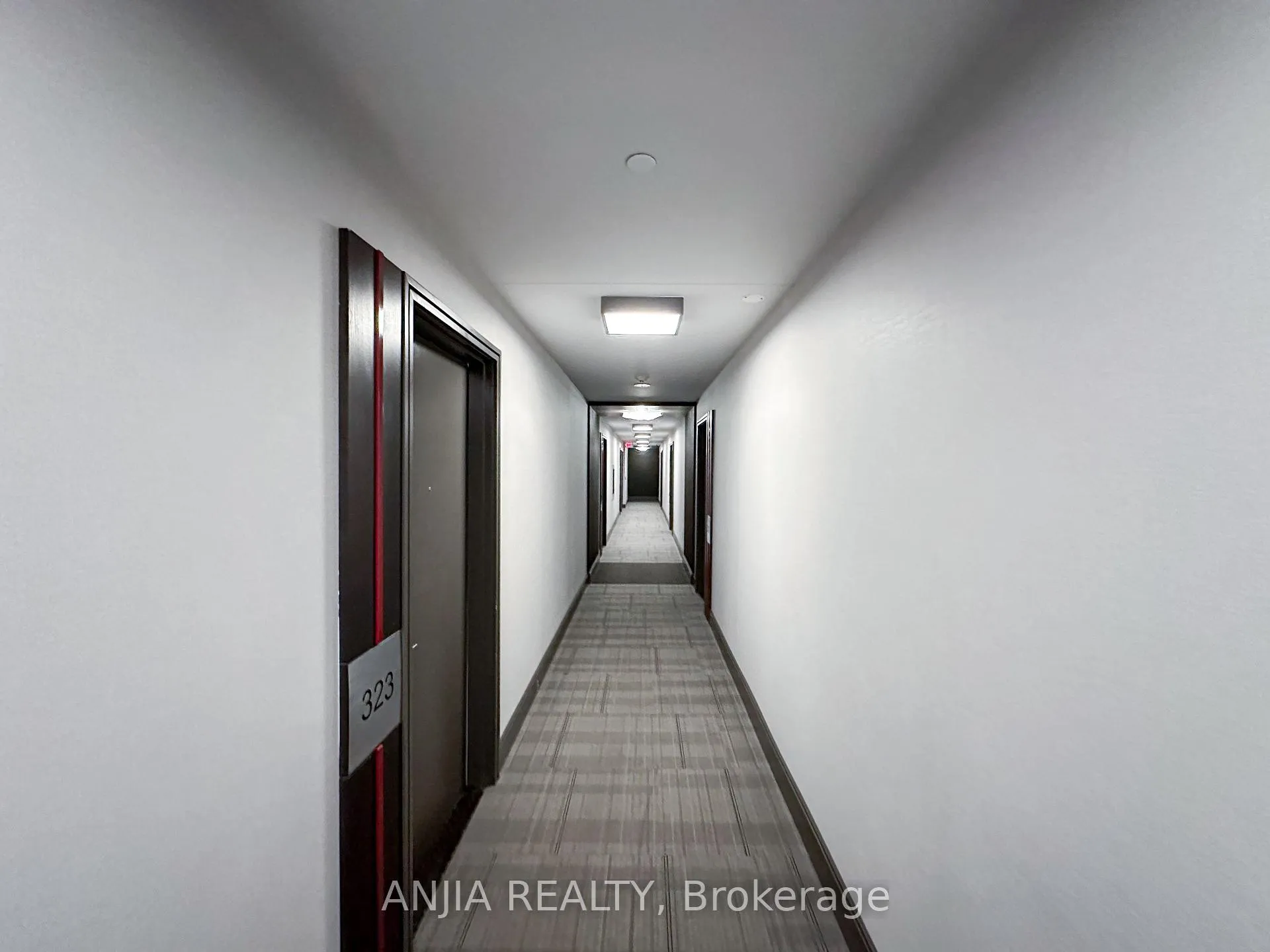 Photo 23 of Unit 332, 540 Bur Oak Avenue, Markham, Berczy — HOMEH