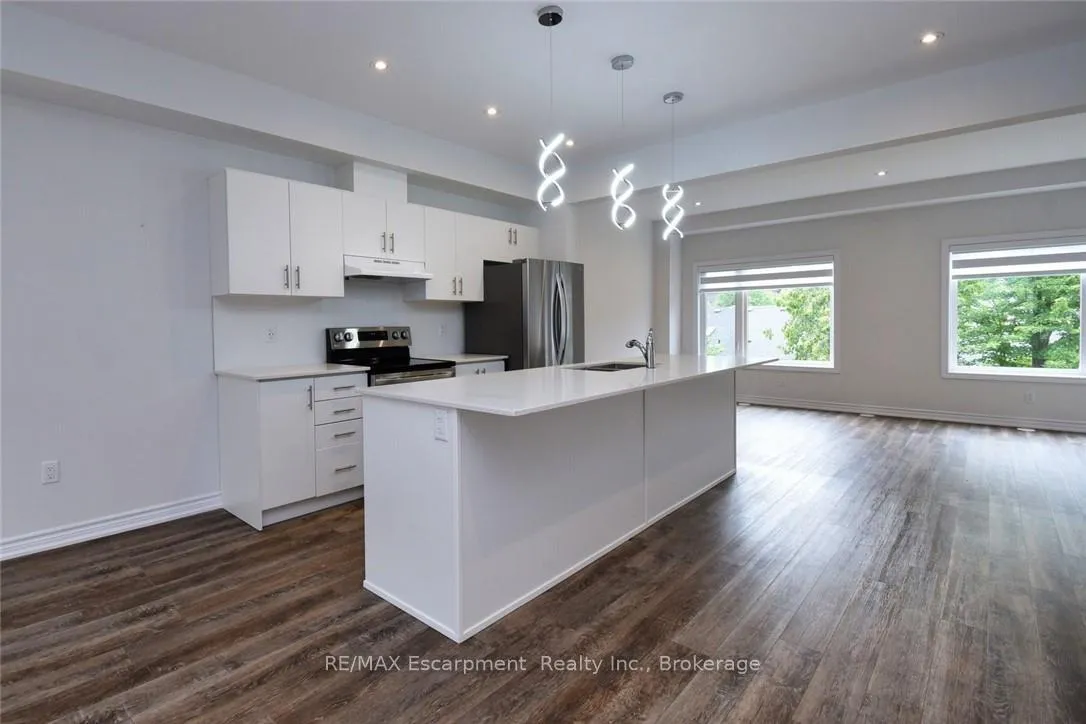 Photo 16 of Unit 4, 187 Wilson Street W, Hamilton, Ancaster — HOMEH