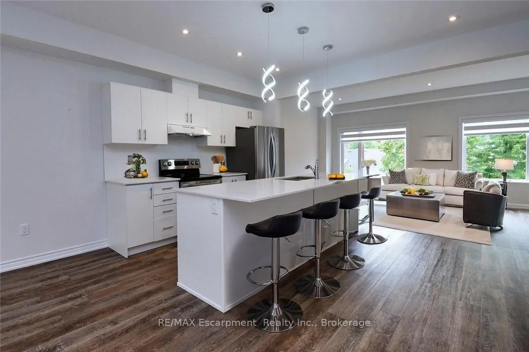 Photo 17 of Unit 4, 187 Wilson Street W, Hamilton, Ancaster — HOMEH