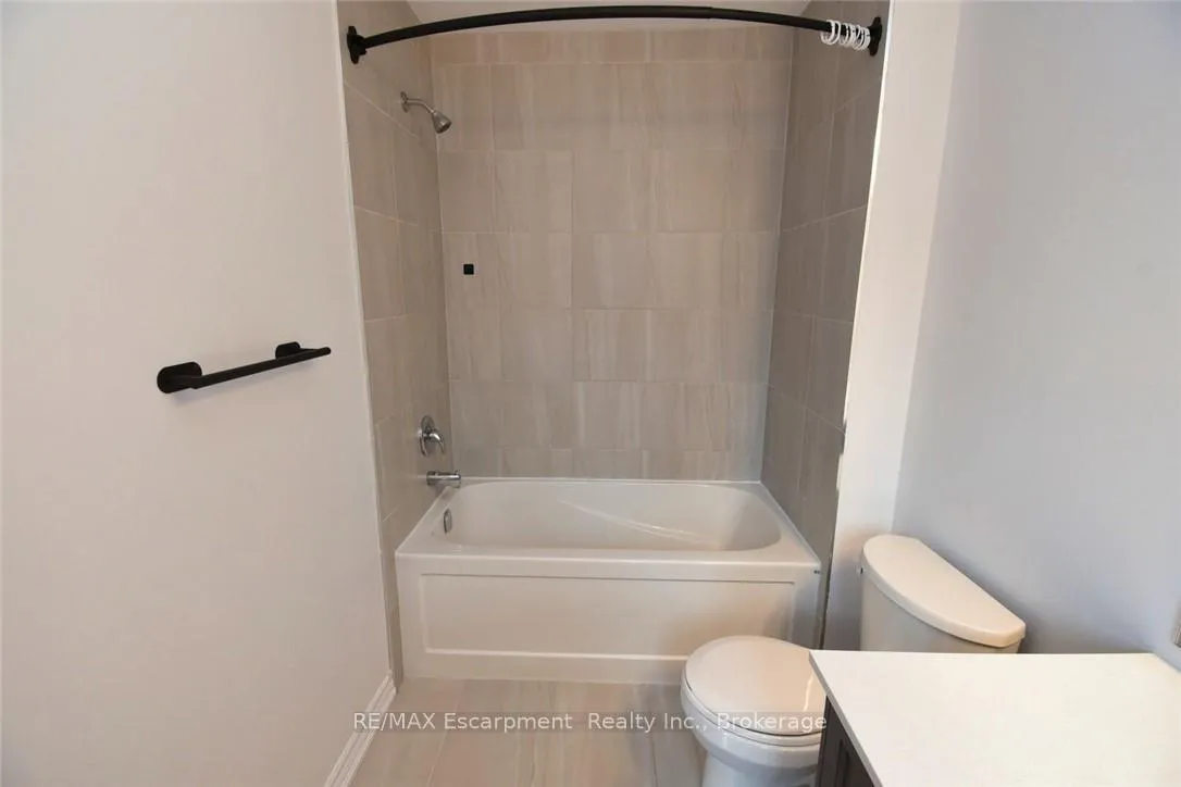 Photo 25 of Unit 4, 187 Wilson Street W, Hamilton, Ancaster — HOMEH
