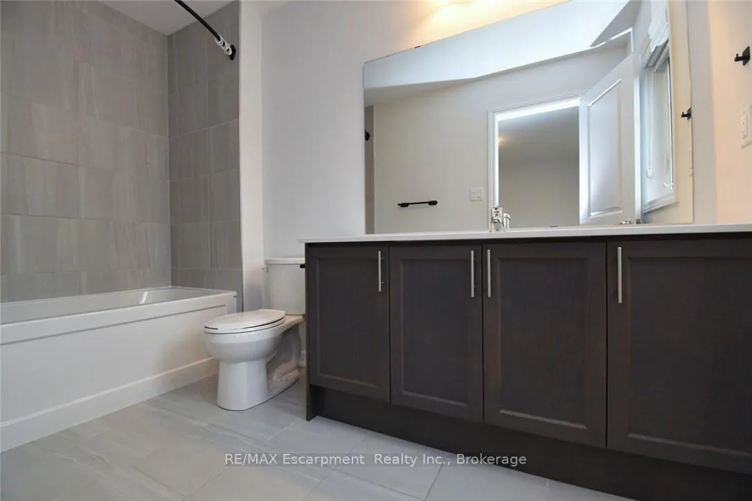 Photo 26 of Unit 4, 187 Wilson Street W, Hamilton, Ancaster — HOMEH