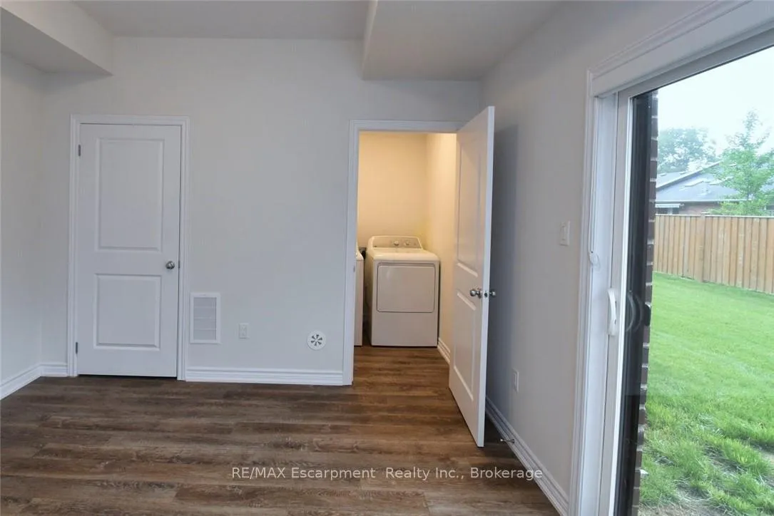 Photo 42 of Unit 4, 187 Wilson Street W, Hamilton, Ancaster — HOMEH