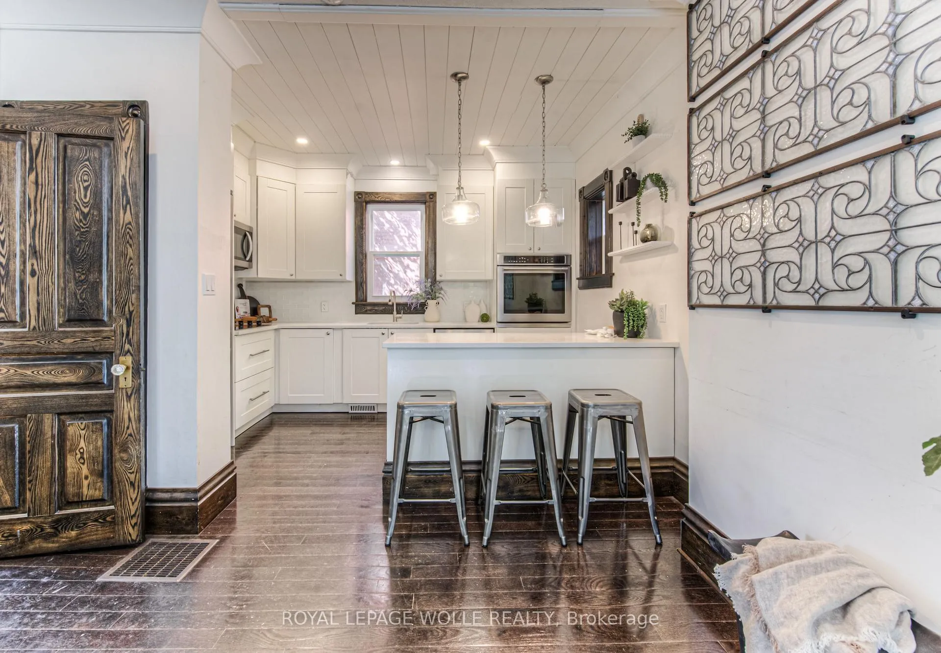 Photo 17 of 121 Water Street S, Kitchener — HOMEH