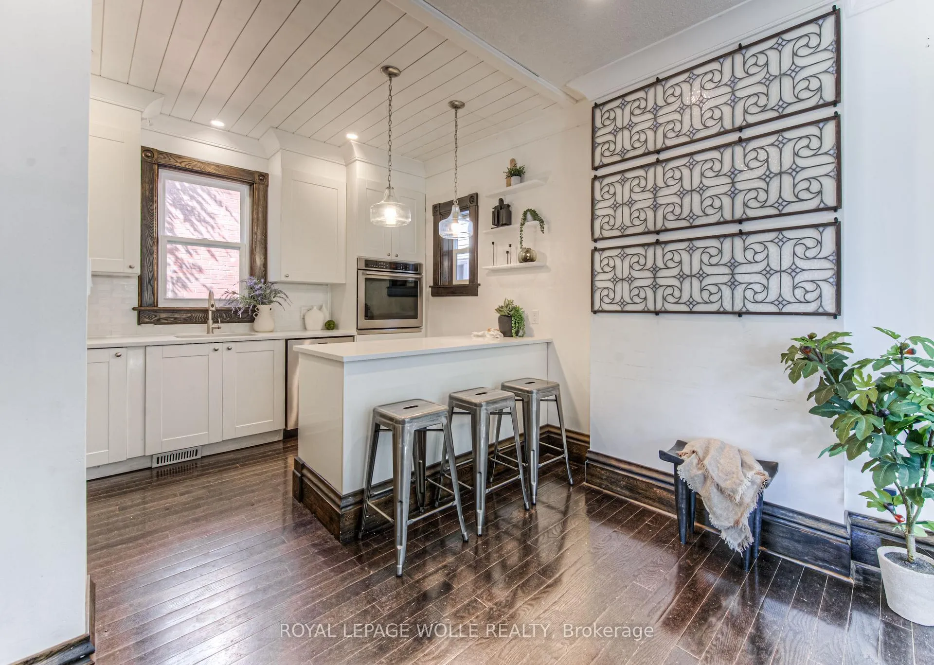 Photo 18 of 121 Water Street S, Kitchener — HOMEH