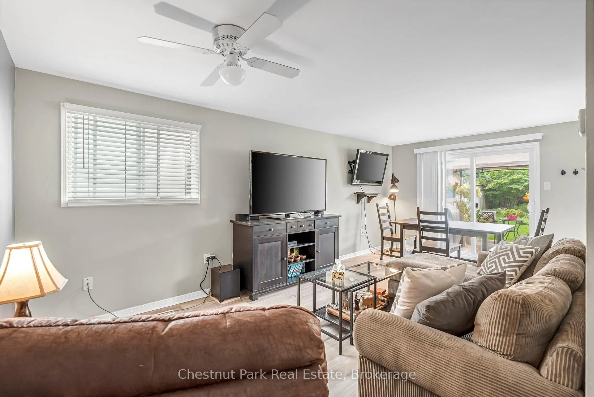 Photo 7 of 204 Hickling Trail, Barrie, Grove East — HOMEH