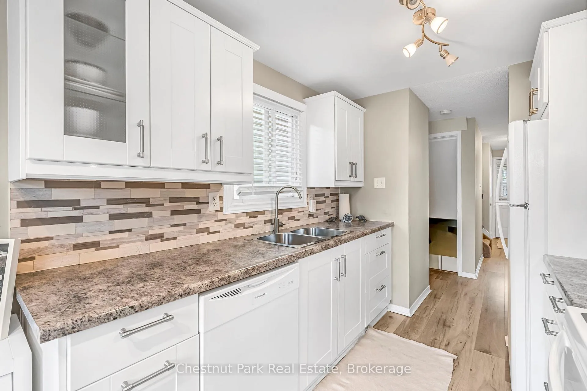 Photo 12 of 204 Hickling Trail, Barrie, Grove East — HOMEH