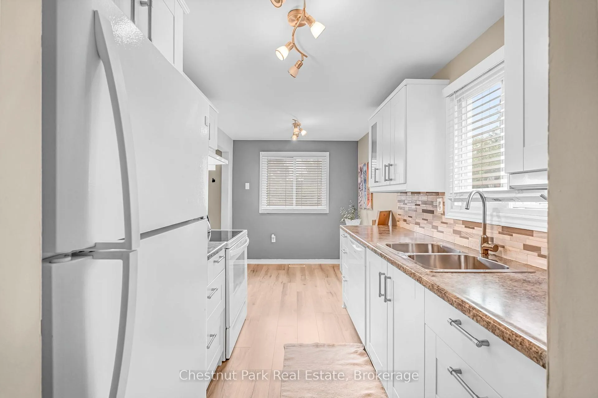 Photo 14 of 204 Hickling Trail, Barrie, Grove East — HOMEH