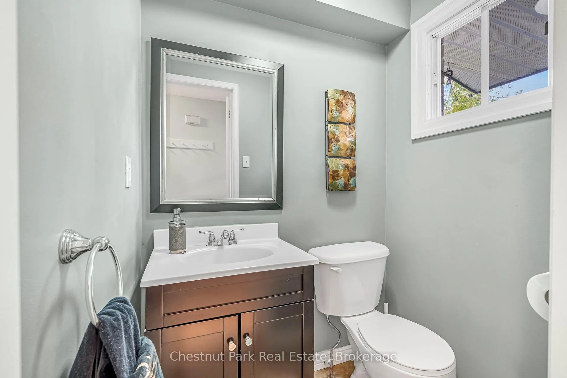 Photo 18 of 204 Hickling Trail, Barrie, Grove East — HOMEH