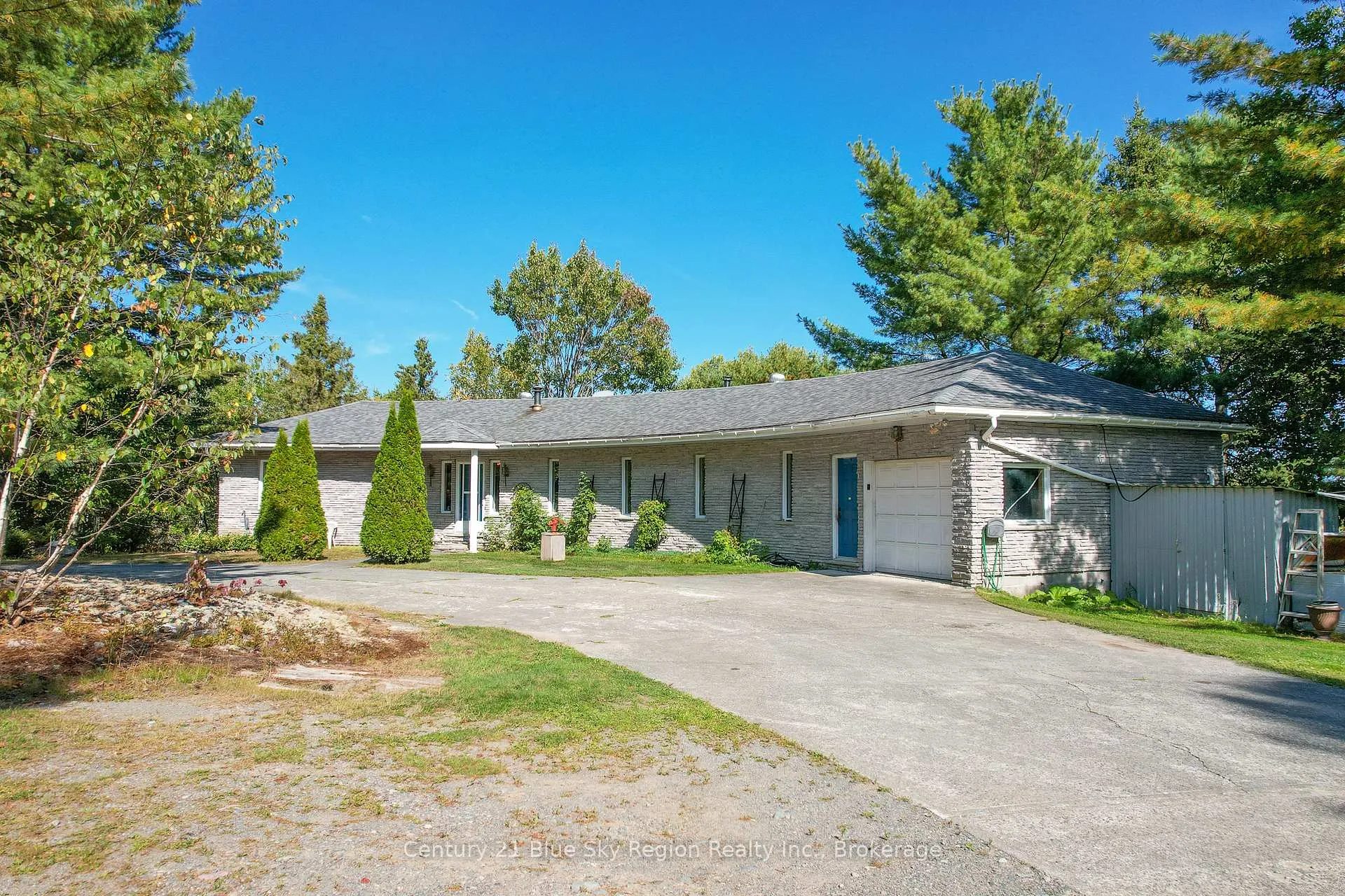 Photo 1 of 860 Deer Lake Road, West Nipissing, Warren — HOMEH