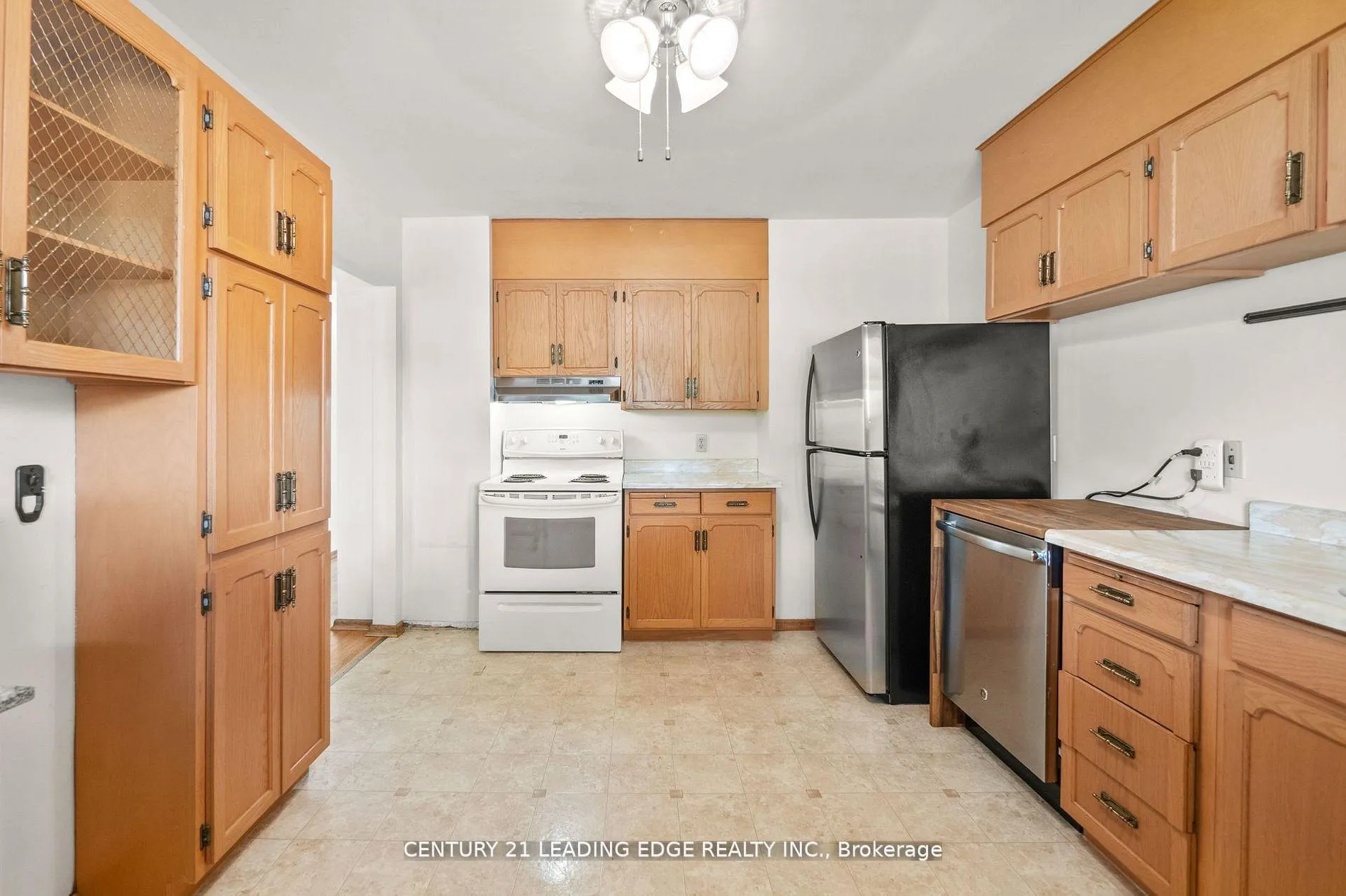 Photo 14 of 427 Krug Street, Kitchener — HOMEH