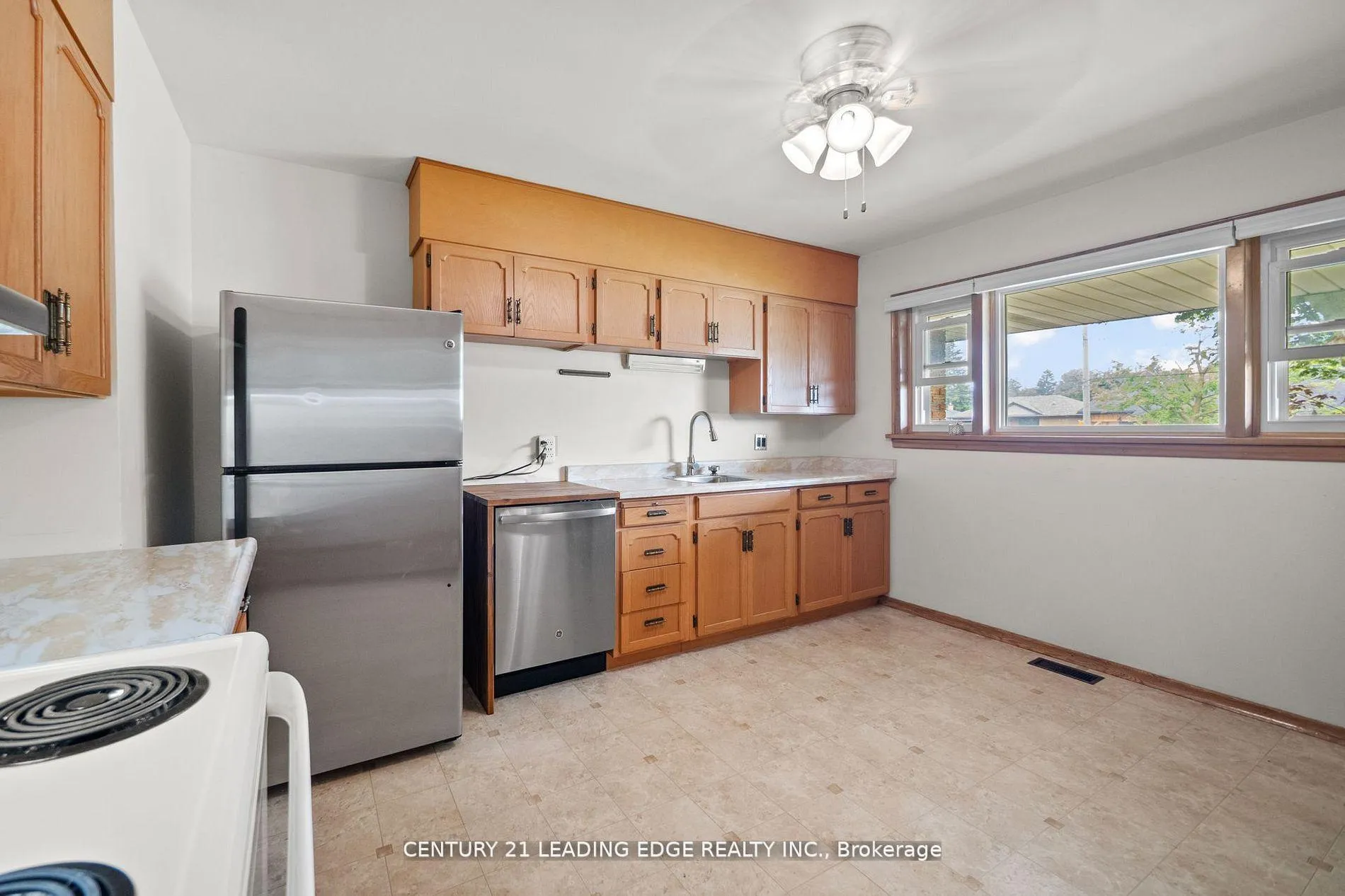 Photo 16 of 427 Krug Street, Kitchener — HOMEH