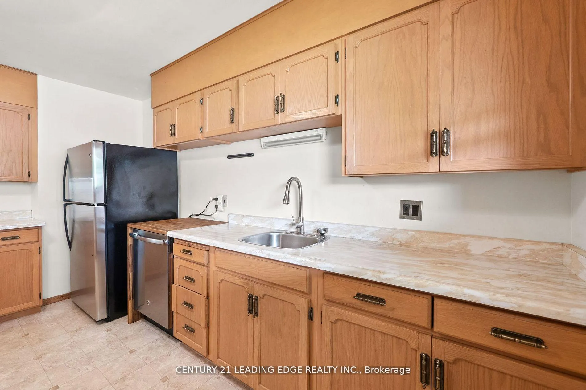 Photo 17 of 427 Krug Street, Kitchener — HOMEH