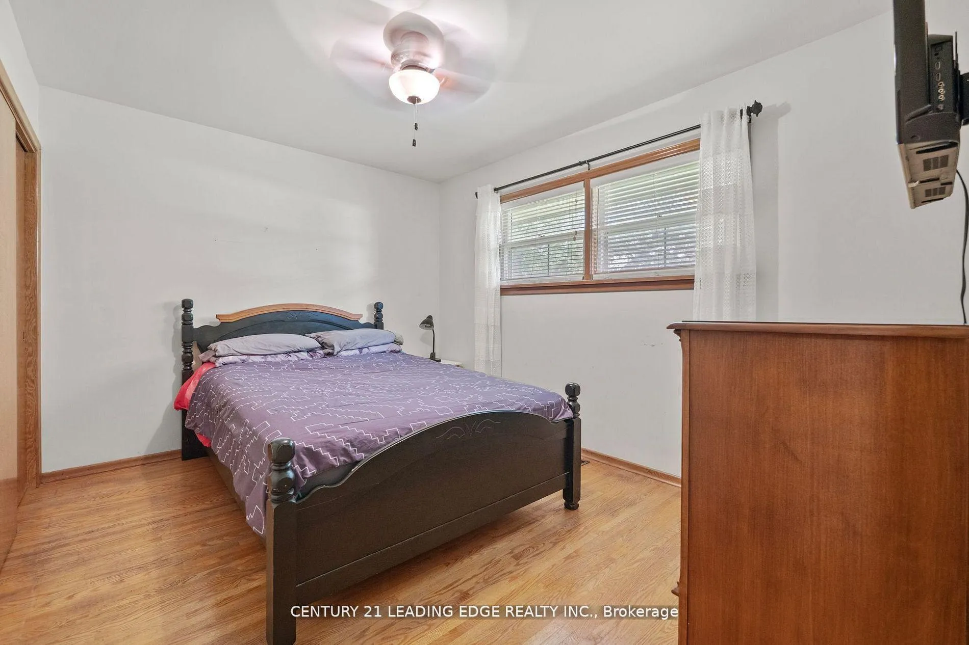 Photo 22 of 427 Krug Street, Kitchener — HOMEH