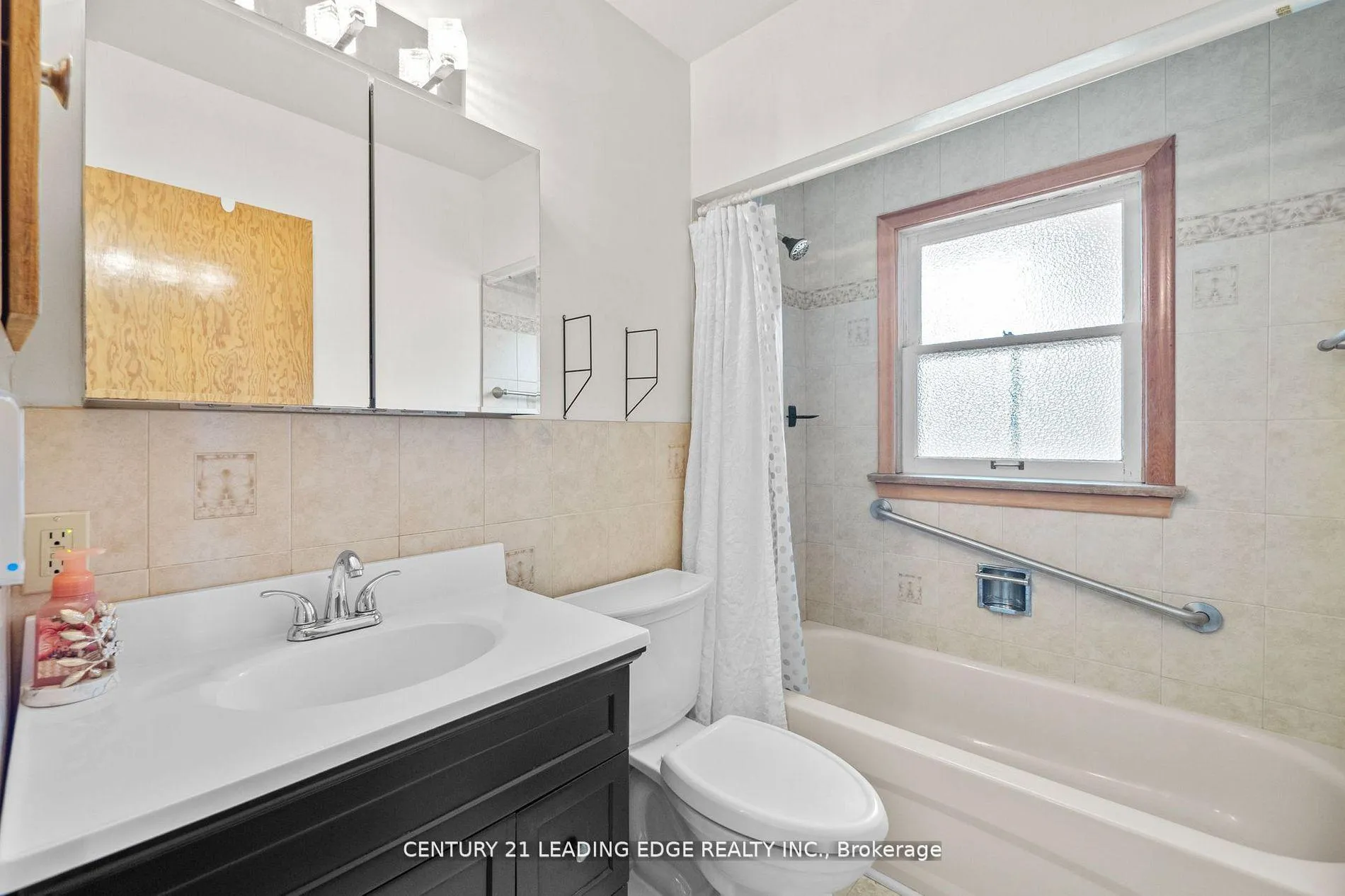 Photo 26 of 427 Krug Street, Kitchener — HOMEH