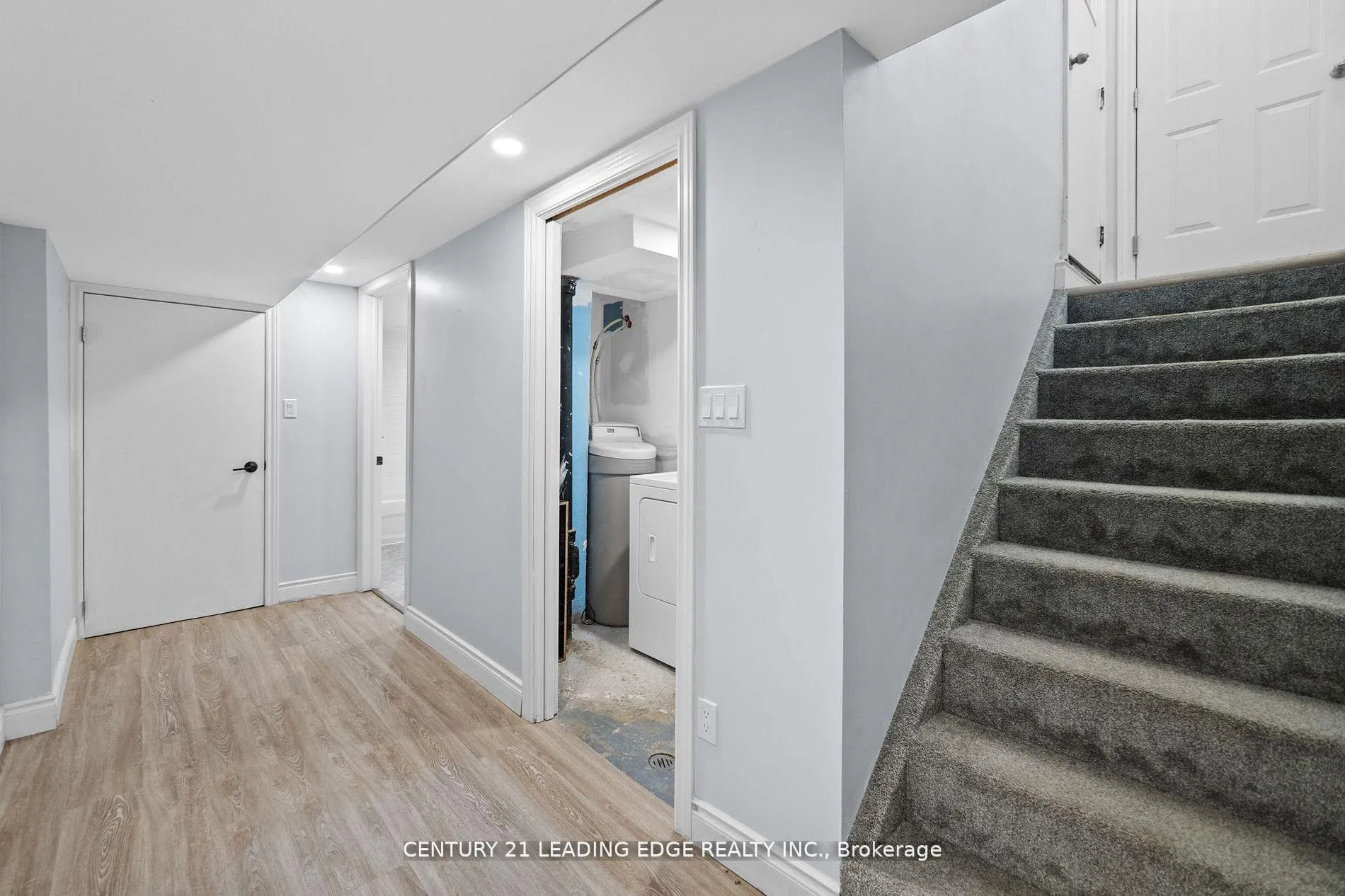 Photo 27 of 427 Krug Street, Kitchener — HOMEH