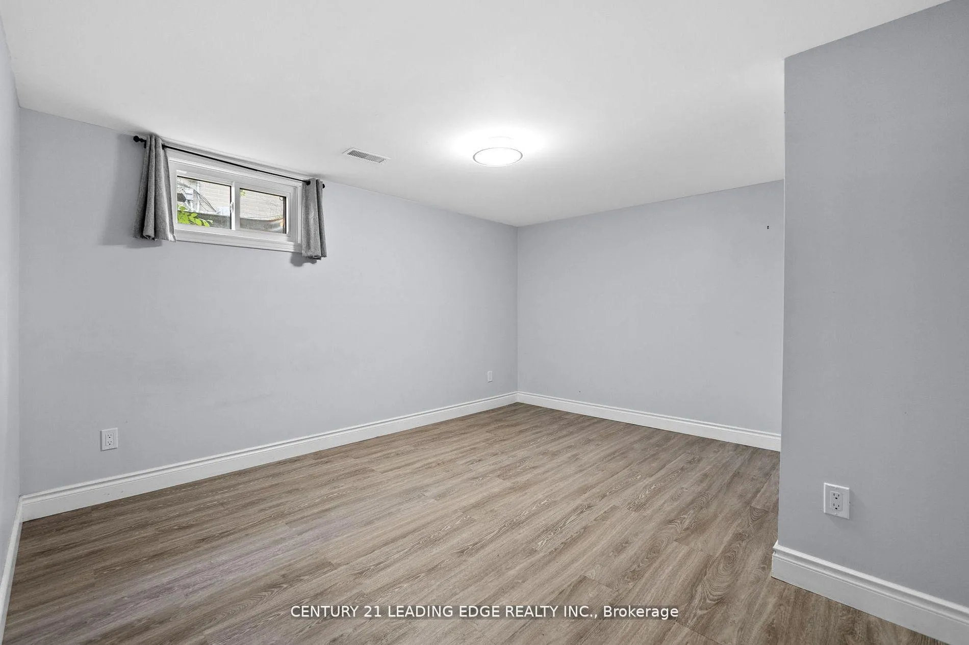 Photo 35 of 427 Krug Street, Kitchener — HOMEH