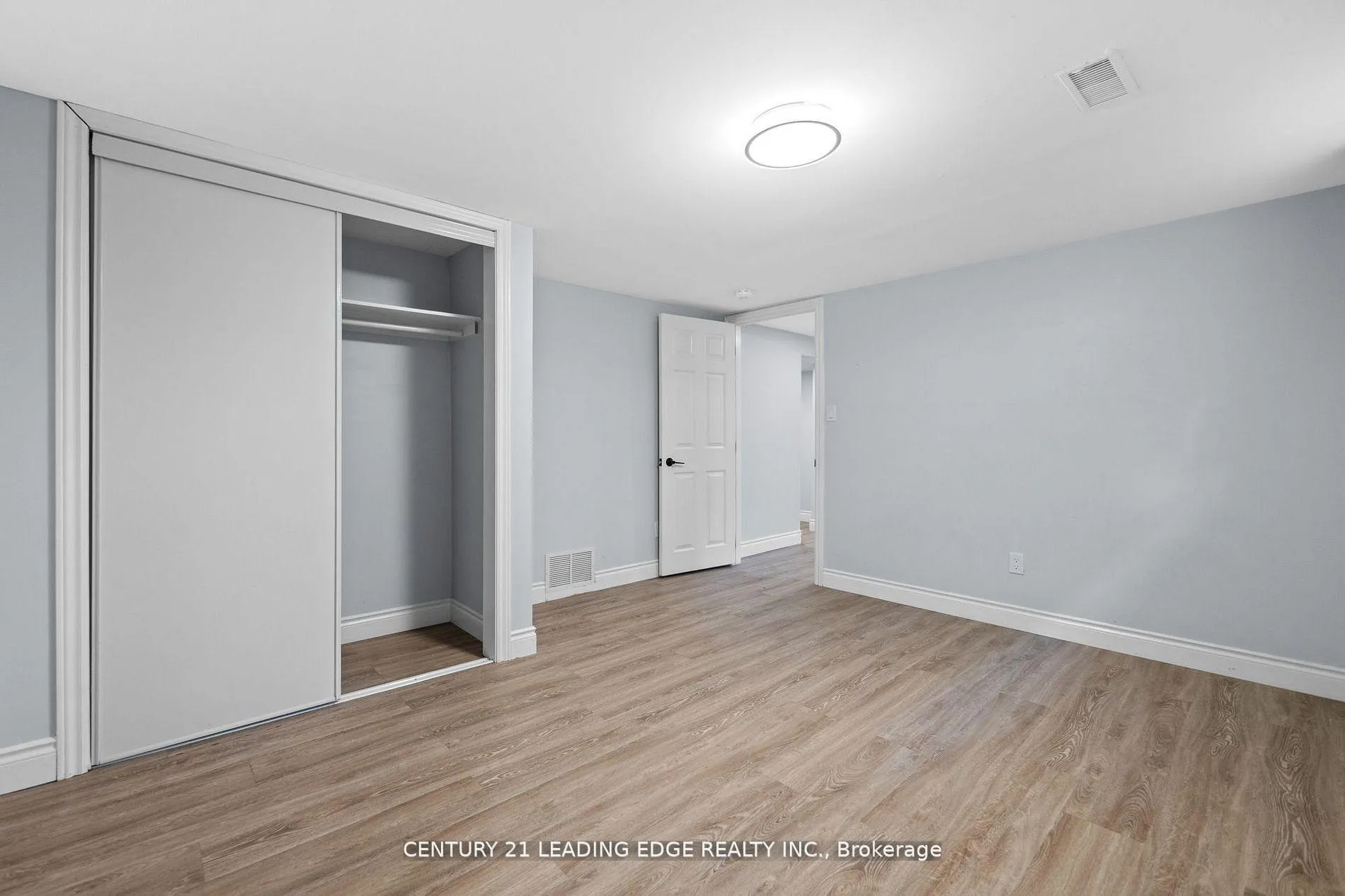 Photo 36 of 427 Krug Street, Kitchener — HOMEH