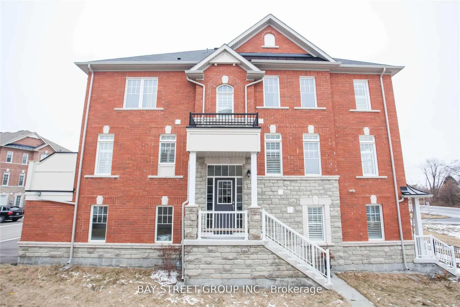 Photo 2 of 133 Dundas Way, Markham, Greensborough — HOMEH