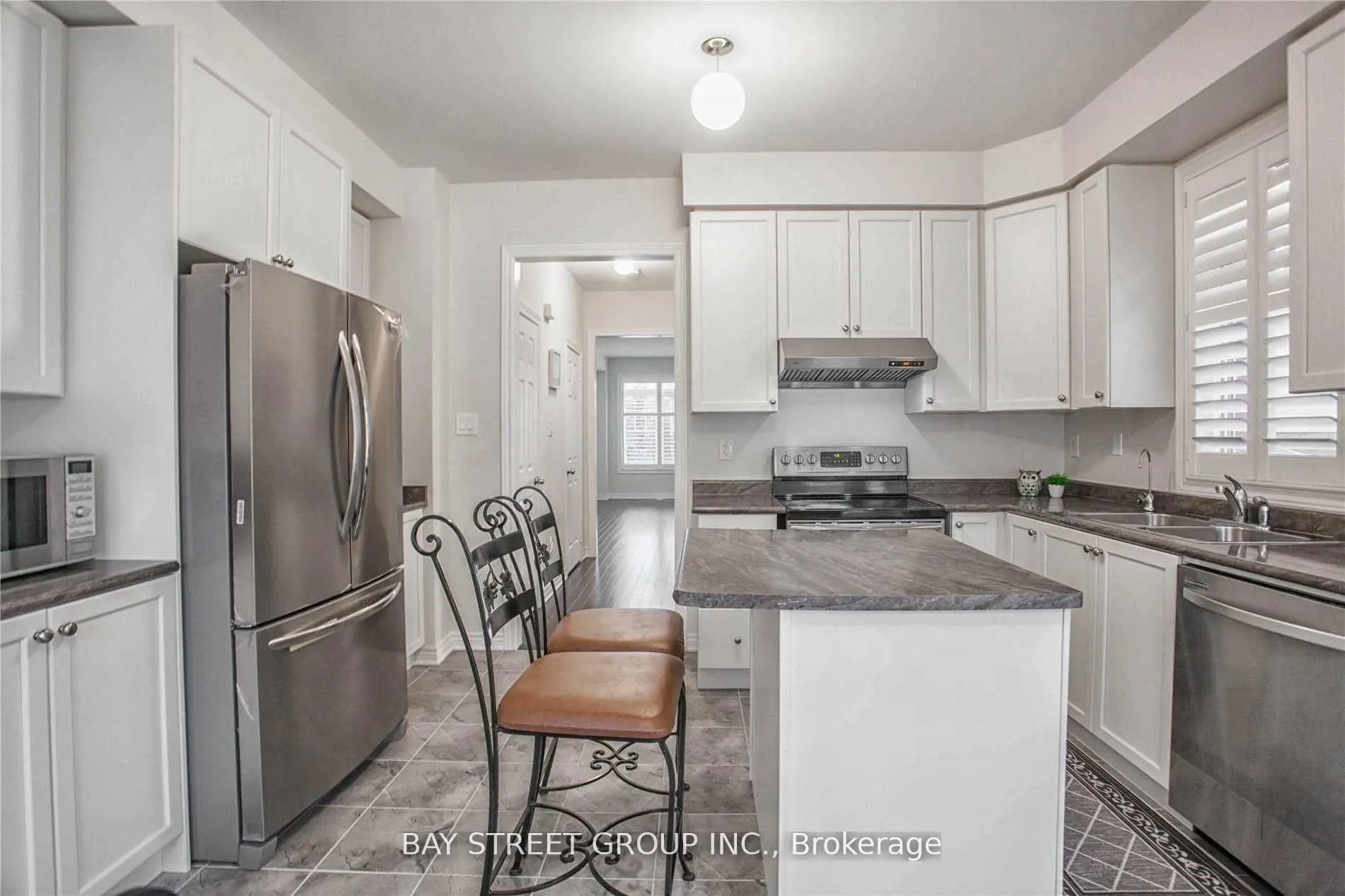Photo 6 of 133 Dundas Way, Markham, Greensborough — HOMEH