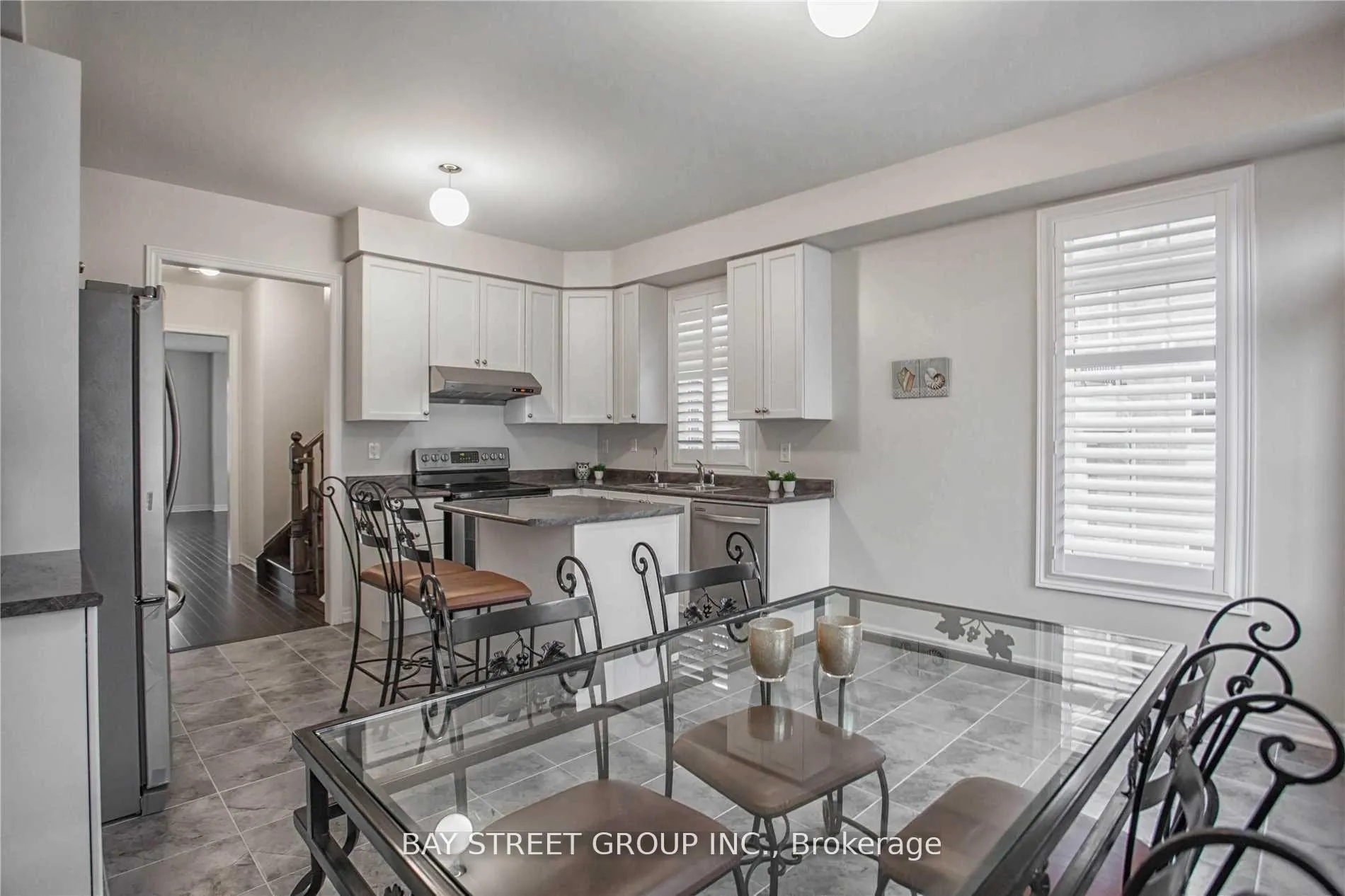 Photo 7 of 133 Dundas Way, Markham, Greensborough — HOMEH