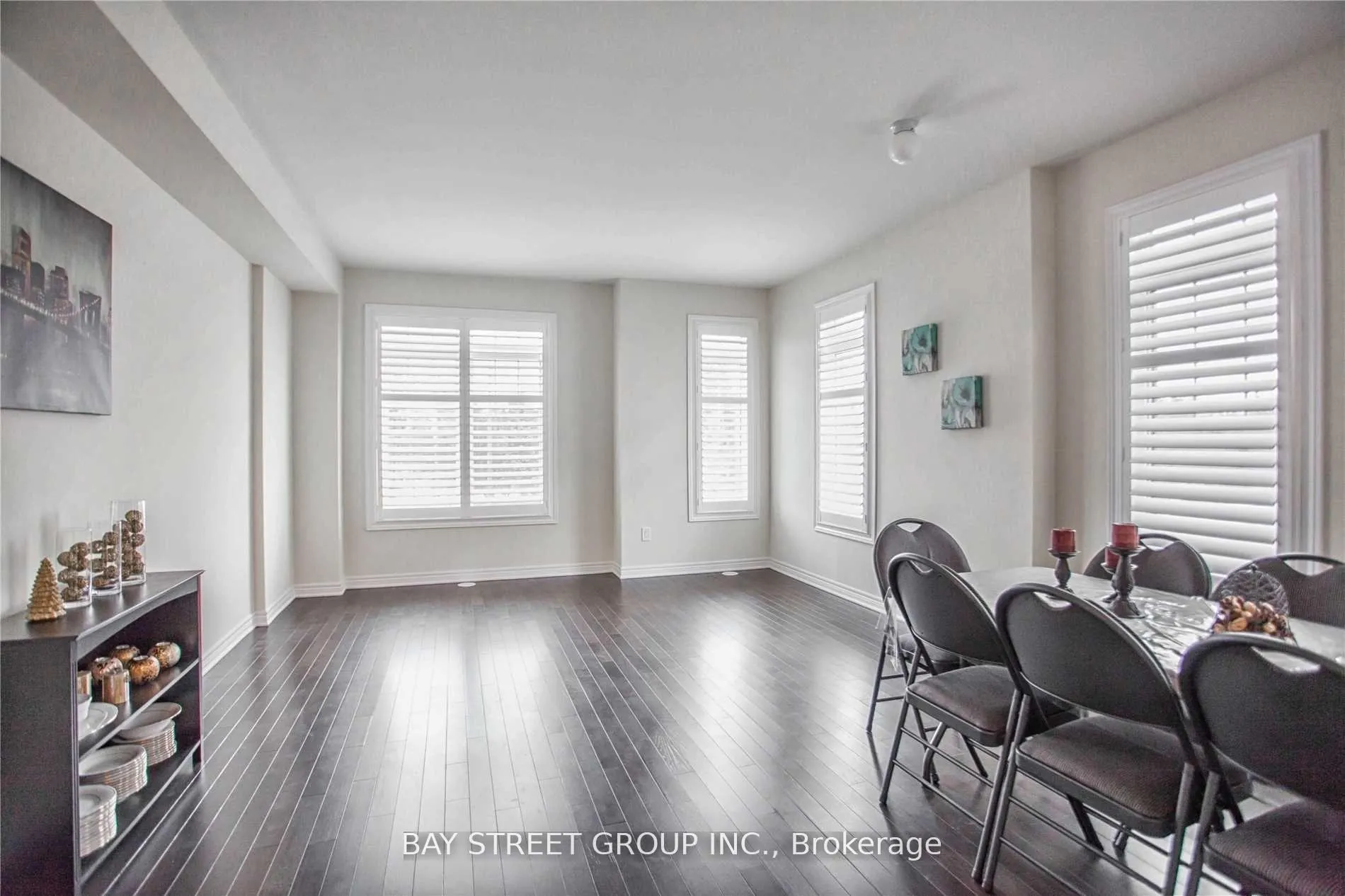 Photo 8 of 133 Dundas Way, Markham, Greensborough — HOMEH