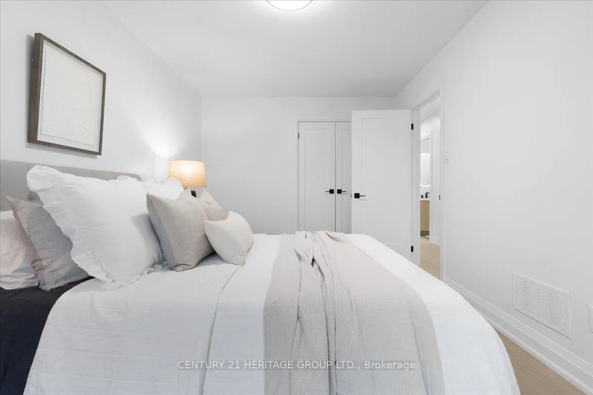 Photo 19 of 15 Mellenby Street, Hamilton, Stoney Creek Mountain — HOMEH