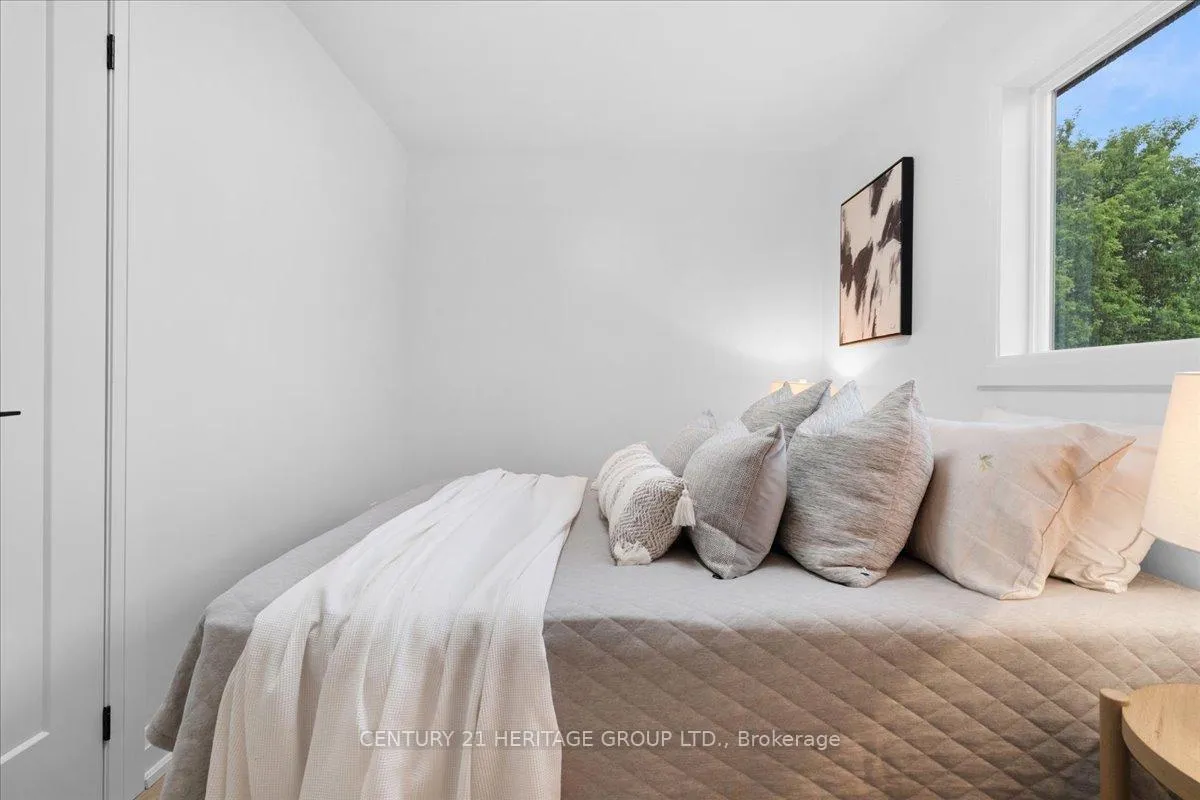 Photo 22 of 15 Mellenby Street, Hamilton, Stoney Creek Mountain — HOMEH