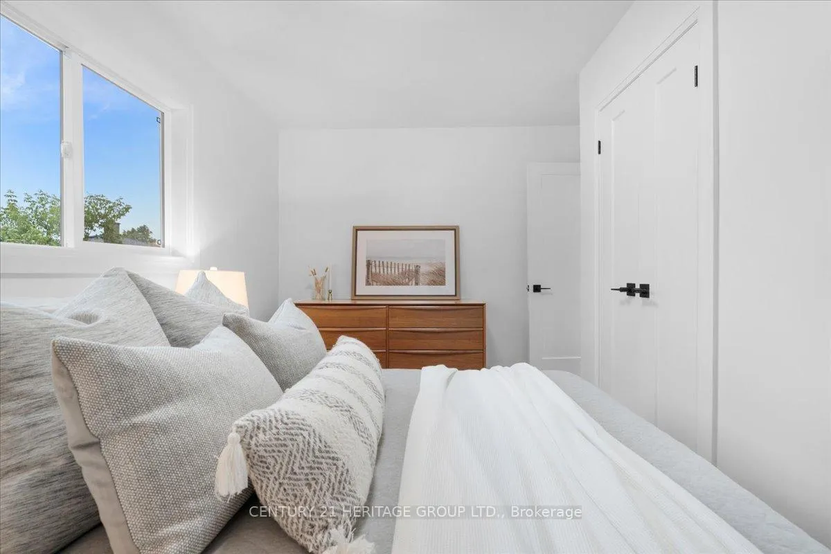 Photo 23 of 15 Mellenby Street, Hamilton, Stoney Creek Mountain — HOMEH