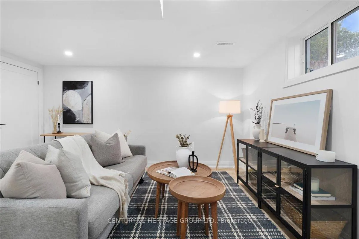 Photo 34 of 15 Mellenby Street, Hamilton, Stoney Creek Mountain — HOMEH