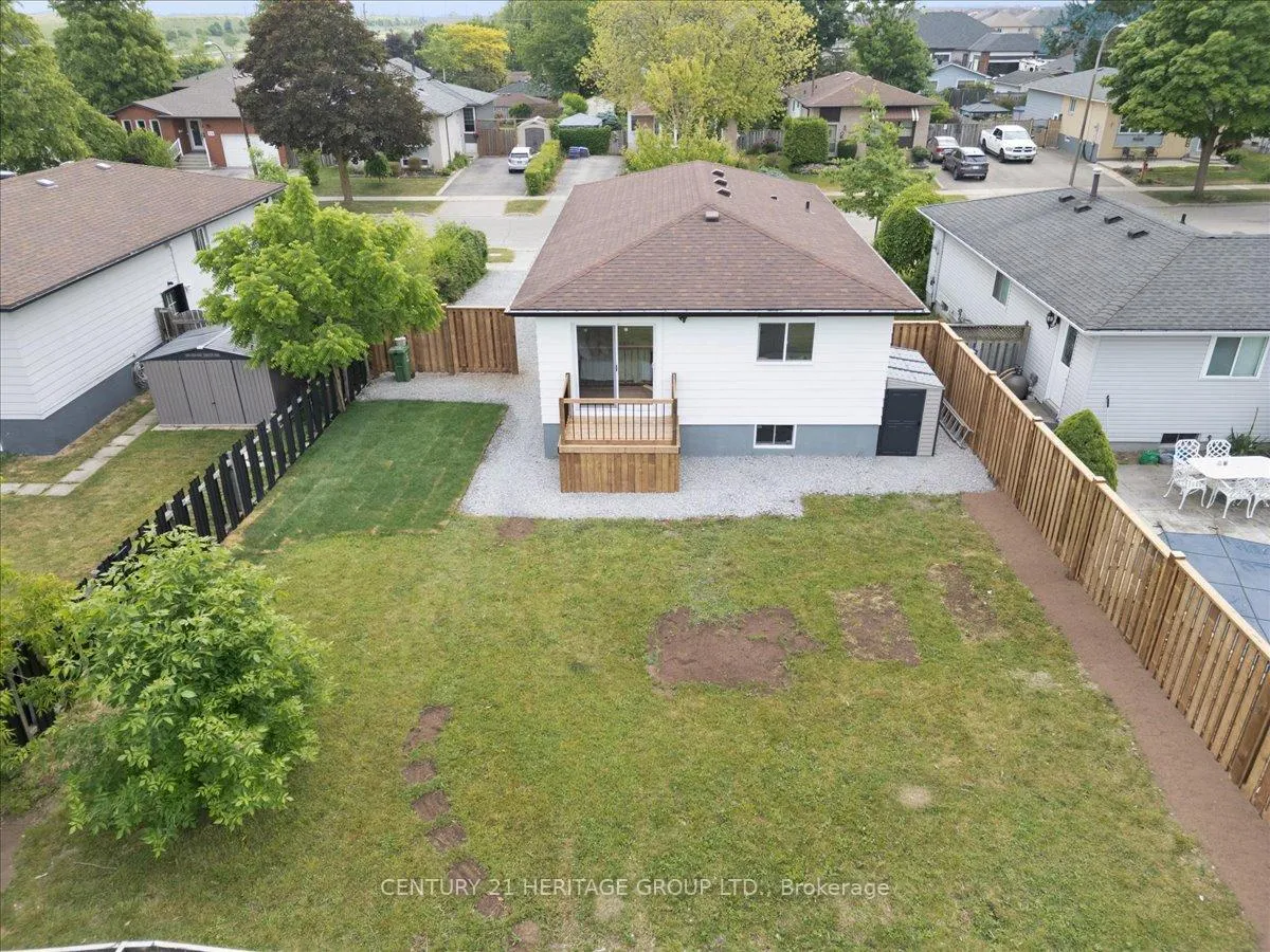 Photo 44 of 15 Mellenby Street, Hamilton, Stoney Creek Mountain — HOMEH