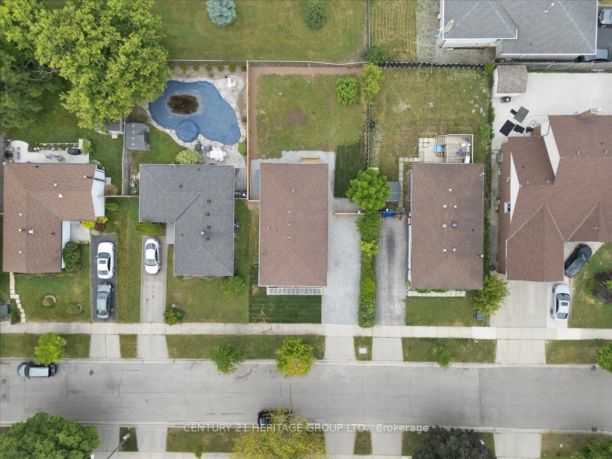 Photo 46 of 15 Mellenby Street, Hamilton, Stoney Creek Mountain — HOMEH