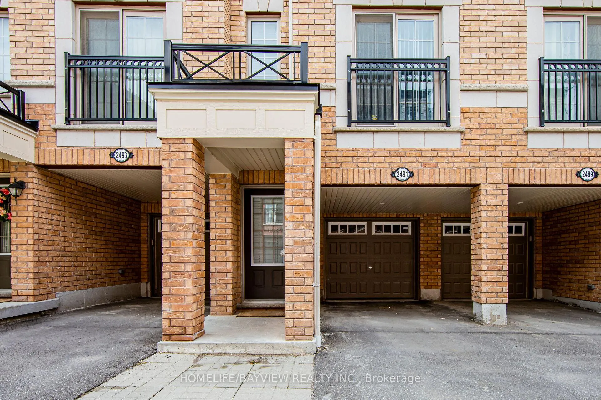 Photo 2 of 2491 Rosedrop Path Street, Oshawa, Windfields — HOMEH