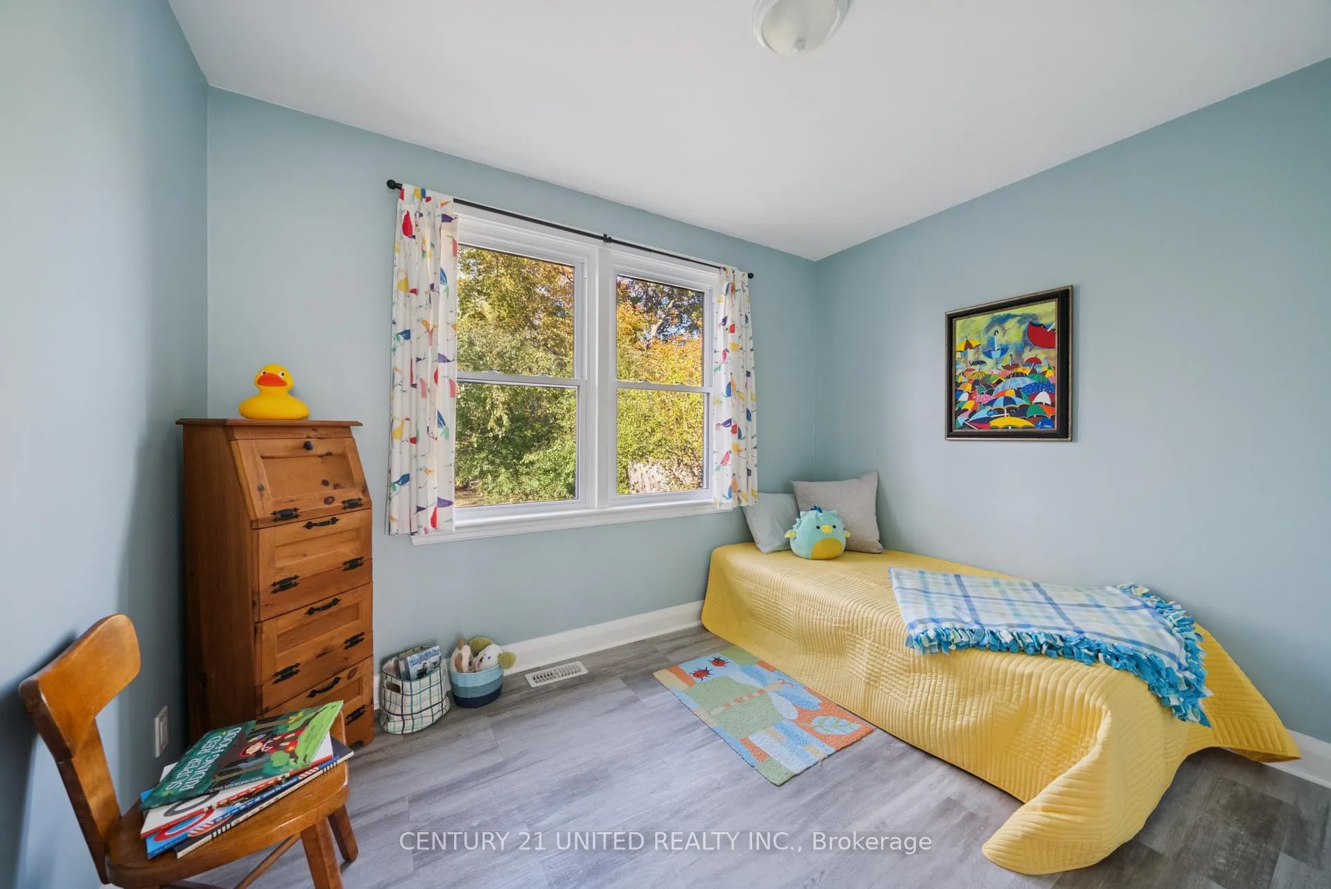 Photo 19 of 821 Schneider Place, Peterborough, Northcrest Ward 5 — HOMEH