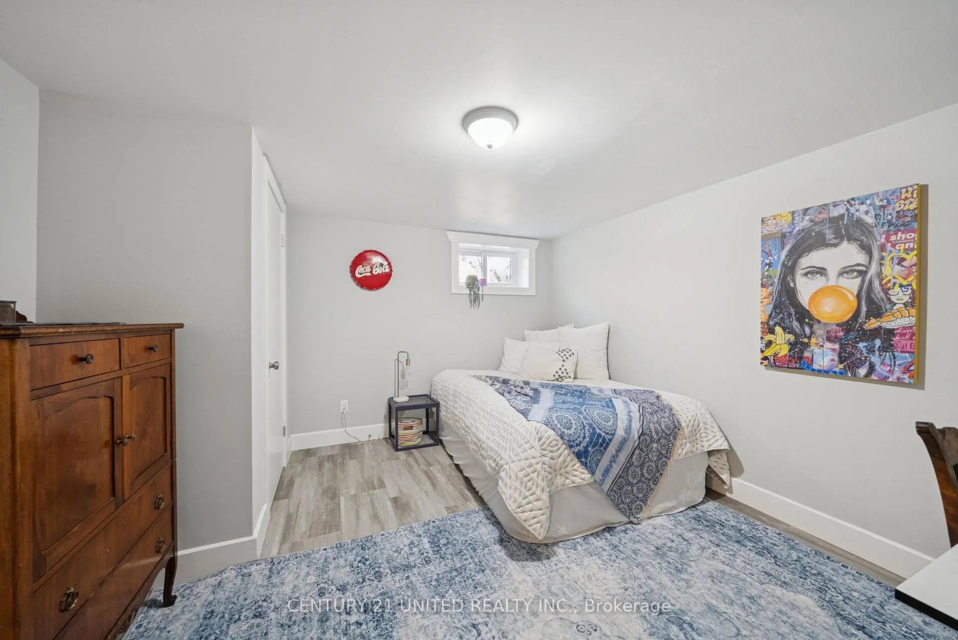 Photo 27 of 821 Schneider Place, Peterborough, Northcrest Ward 5 — HOMEH