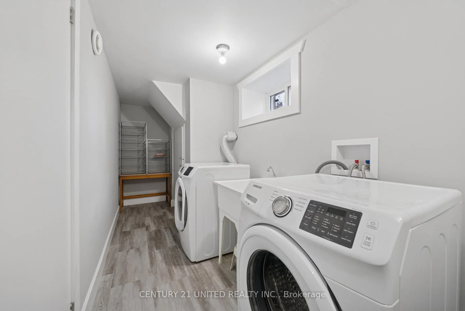 Photo 30 of 821 Schneider Place, Peterborough, Northcrest Ward 5 — HOMEH