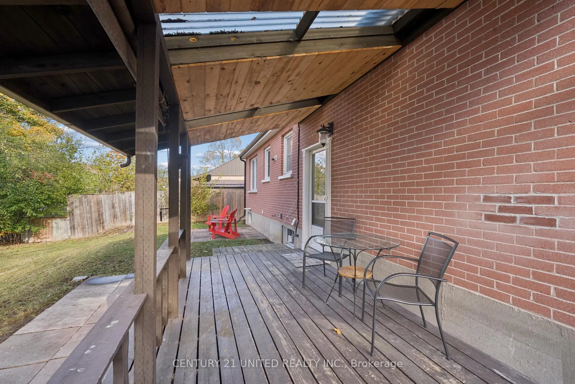 Photo 35 of 821 Schneider Place, Peterborough, Northcrest Ward 5 — HOMEH