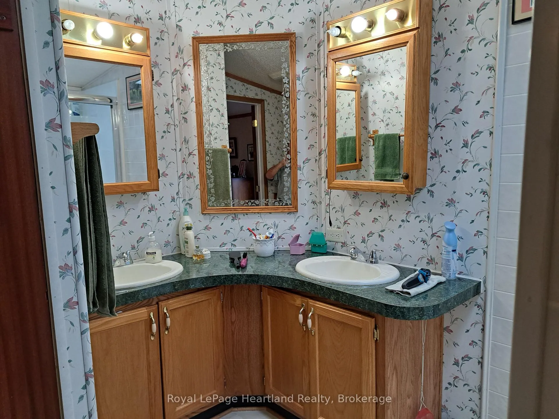 Photo 16 of Unit 8, 39461 Dashwood Road, South Huron, Stephen Twp — HOMEH