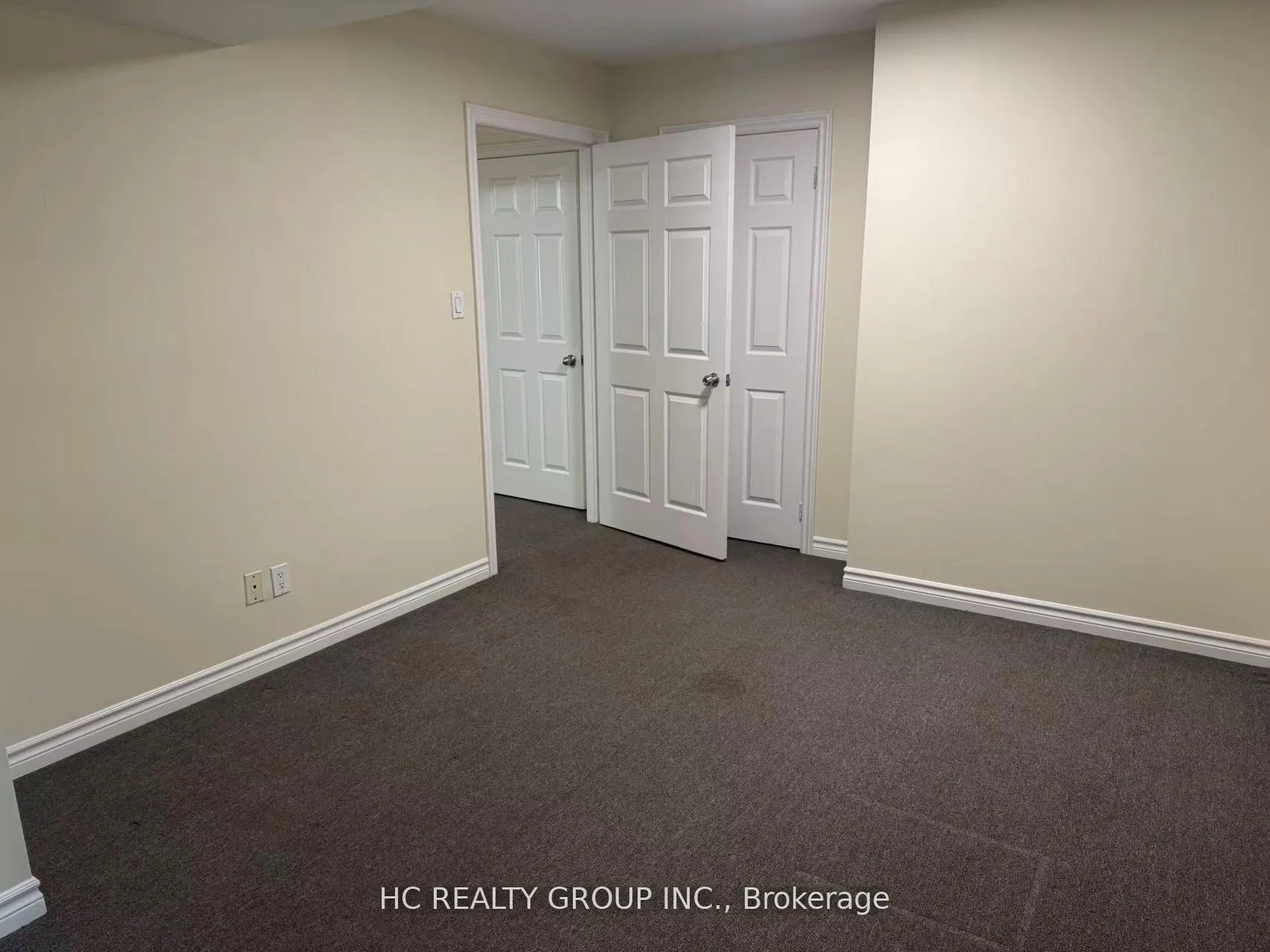 Photo 7 of Unit 3, 1606 Queen Street, Toronto, Greenwood-Coxwell — HOMEH