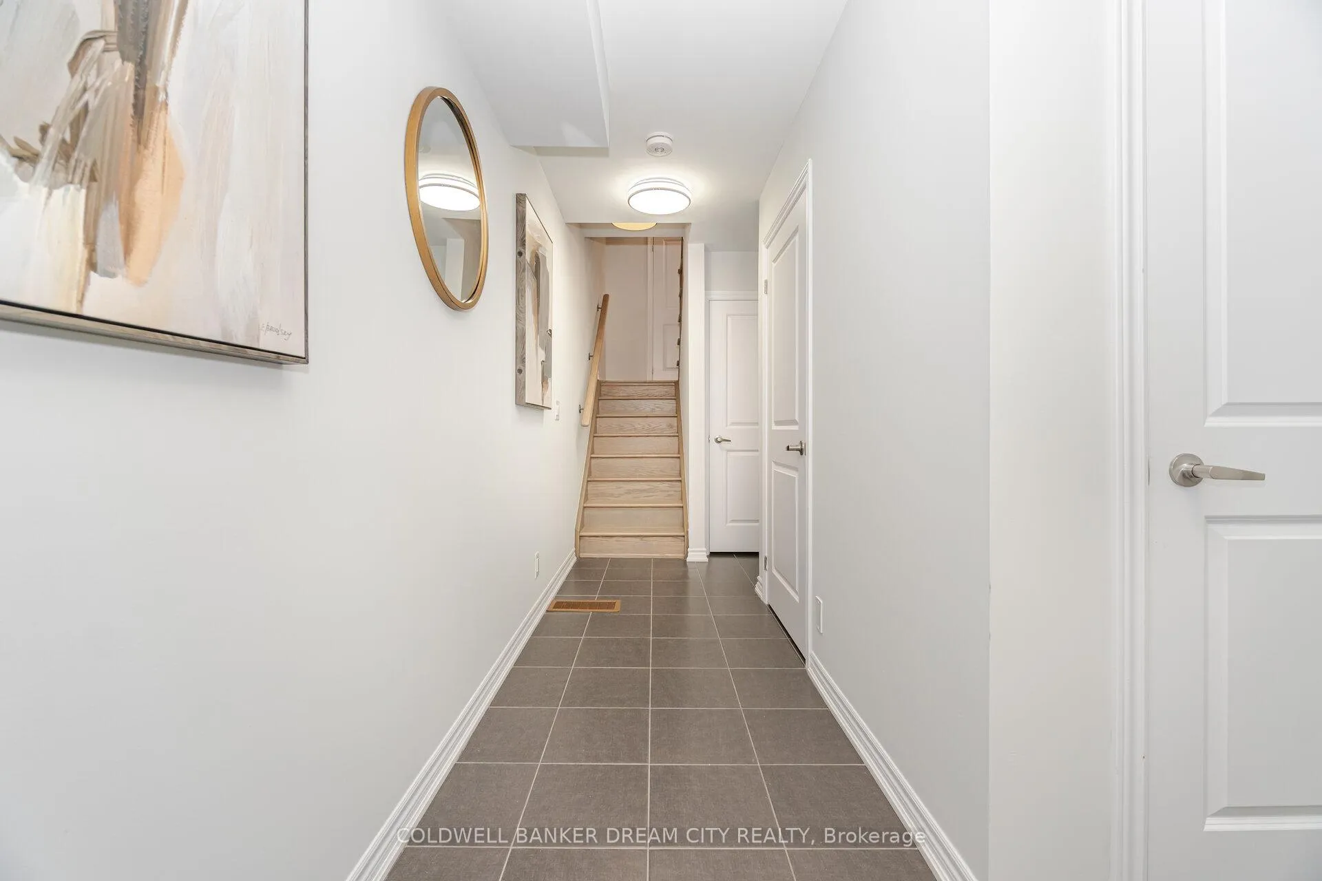 Photo 5 of 40 Herman Gilroy Lane, Markham, Angus Glen — HOMEH